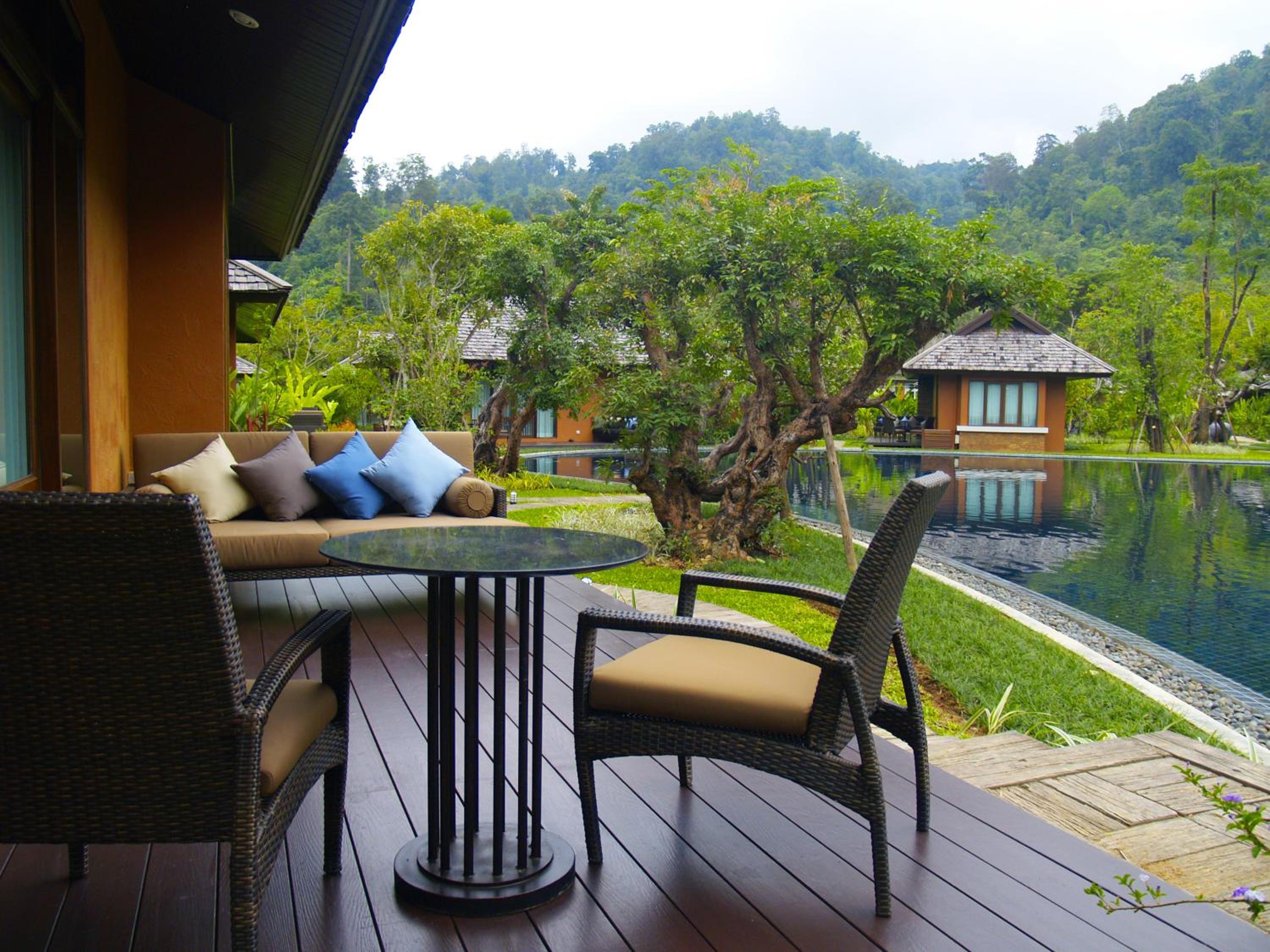 Pool Access Villa - Photo 5