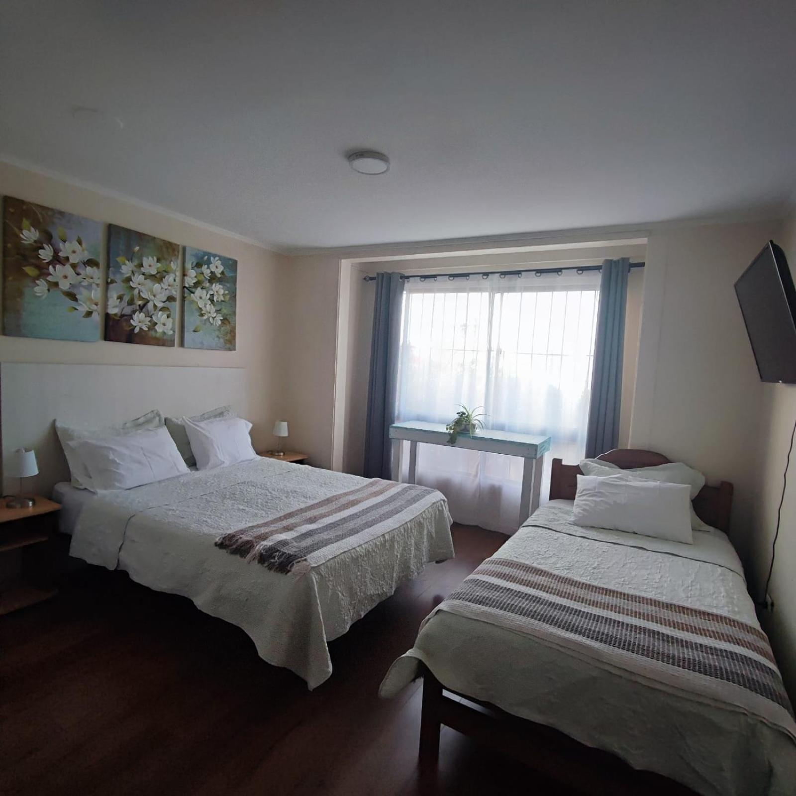 Deluxe Triple Room with Sea View photo 3