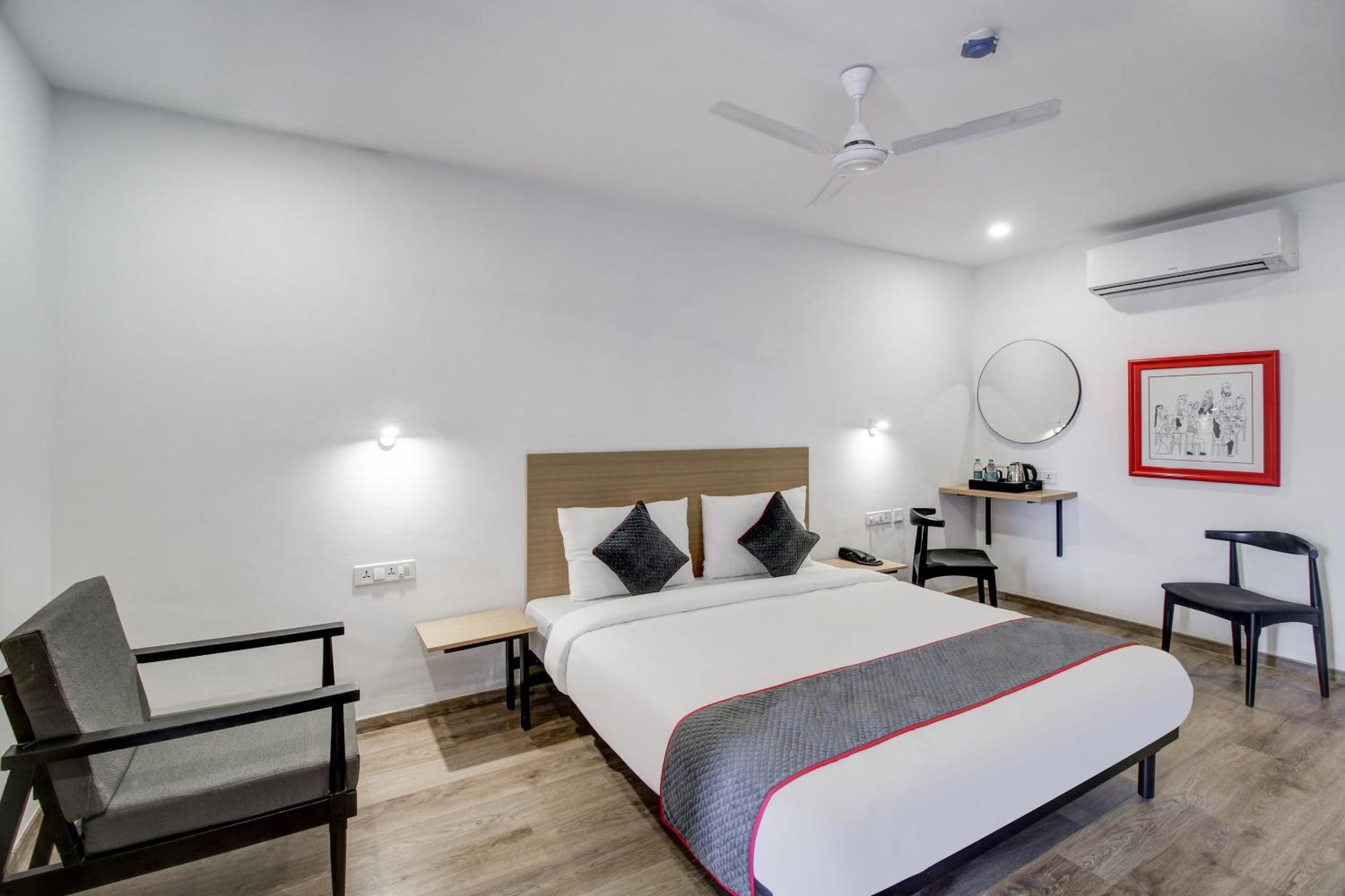 Classic Triple Room - Photo 16