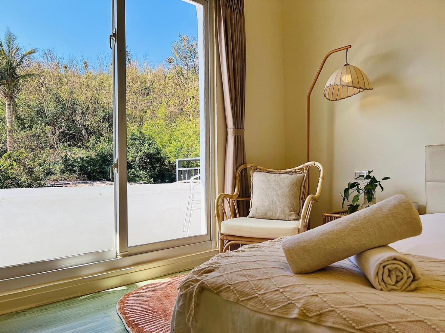 Deluxe Double Room with Balcony photo 2