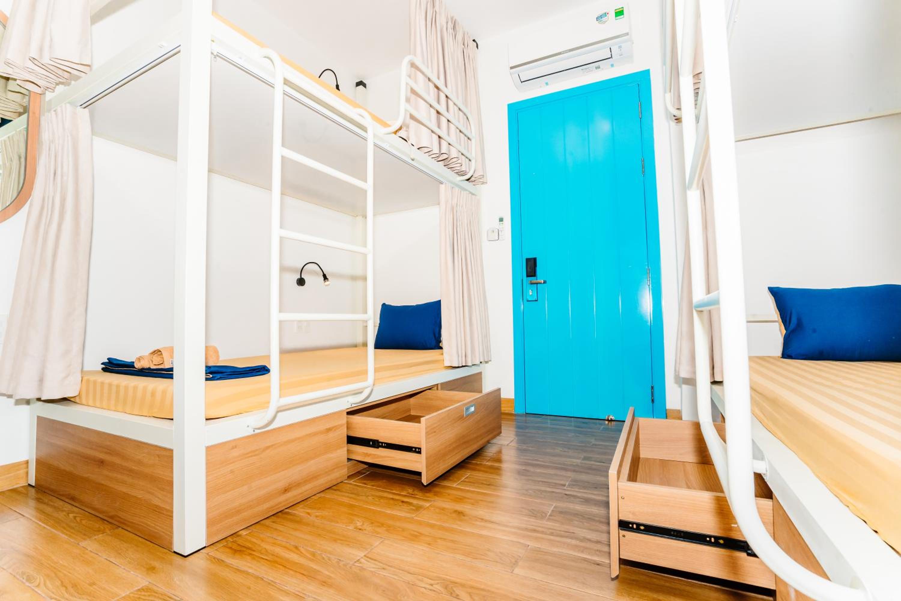 4-Bed Mixed Dormitory Room photo 1
