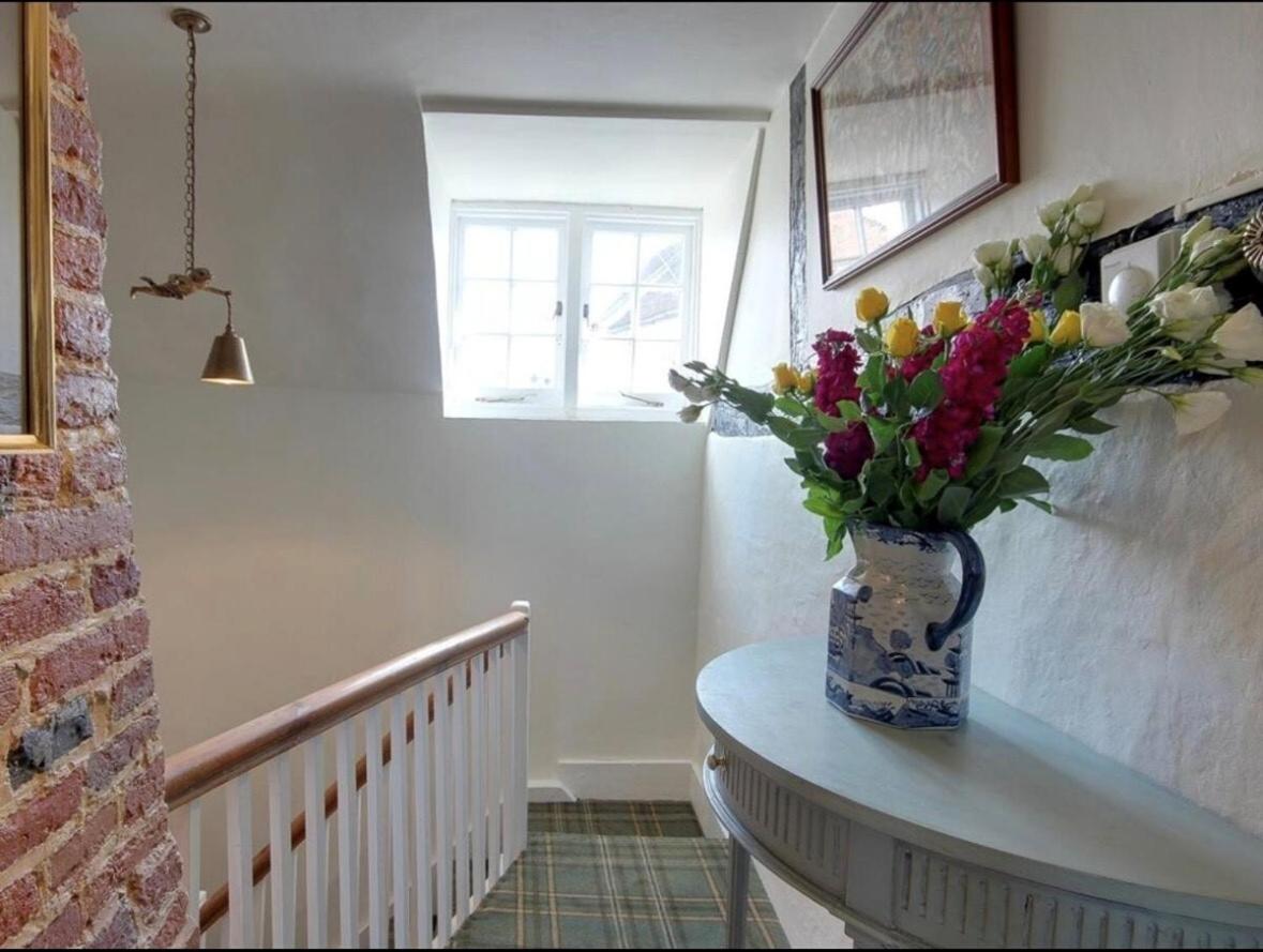 Two-Bedroom Cottage photo 3