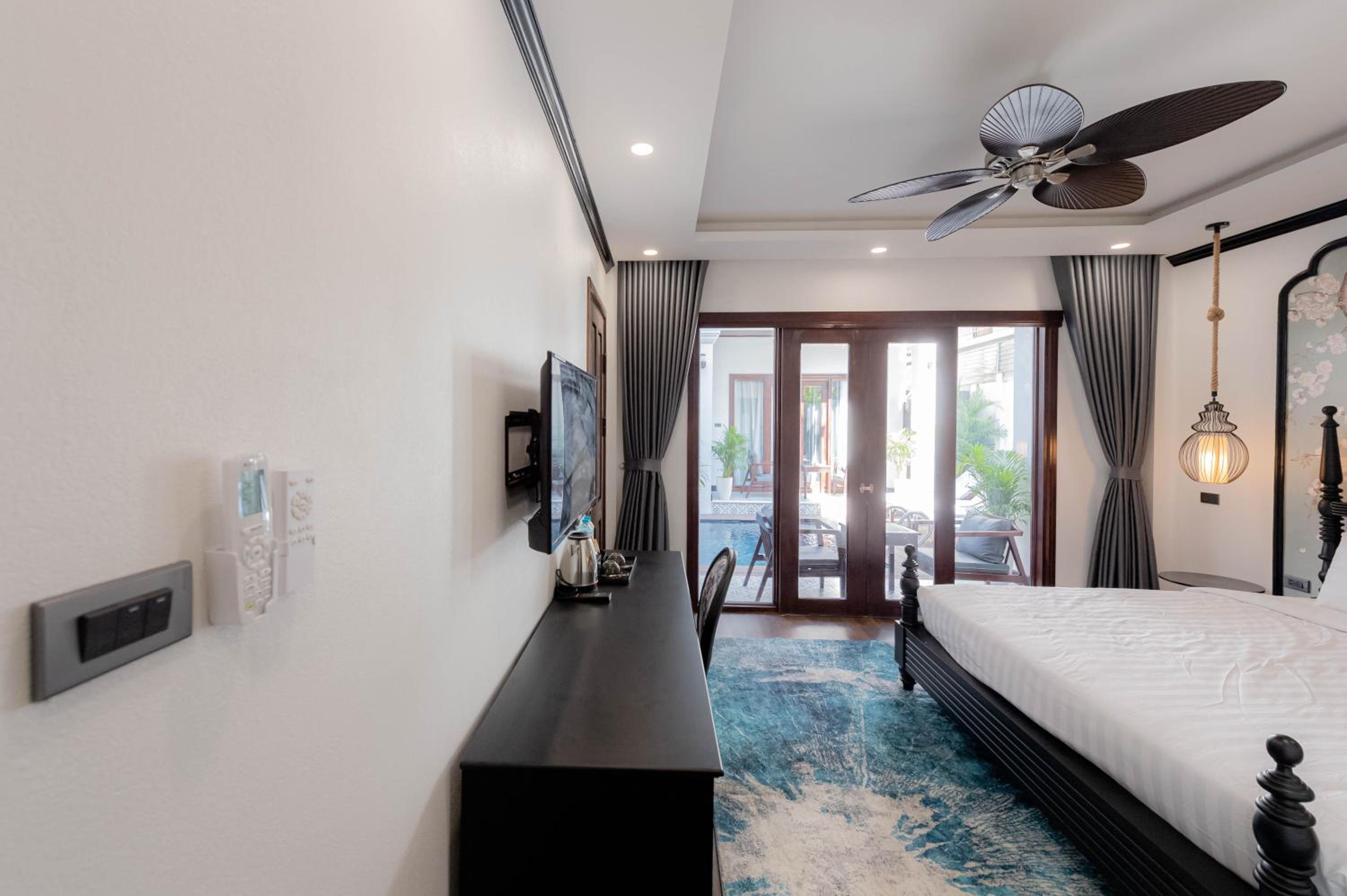 Family Suite with Balcony