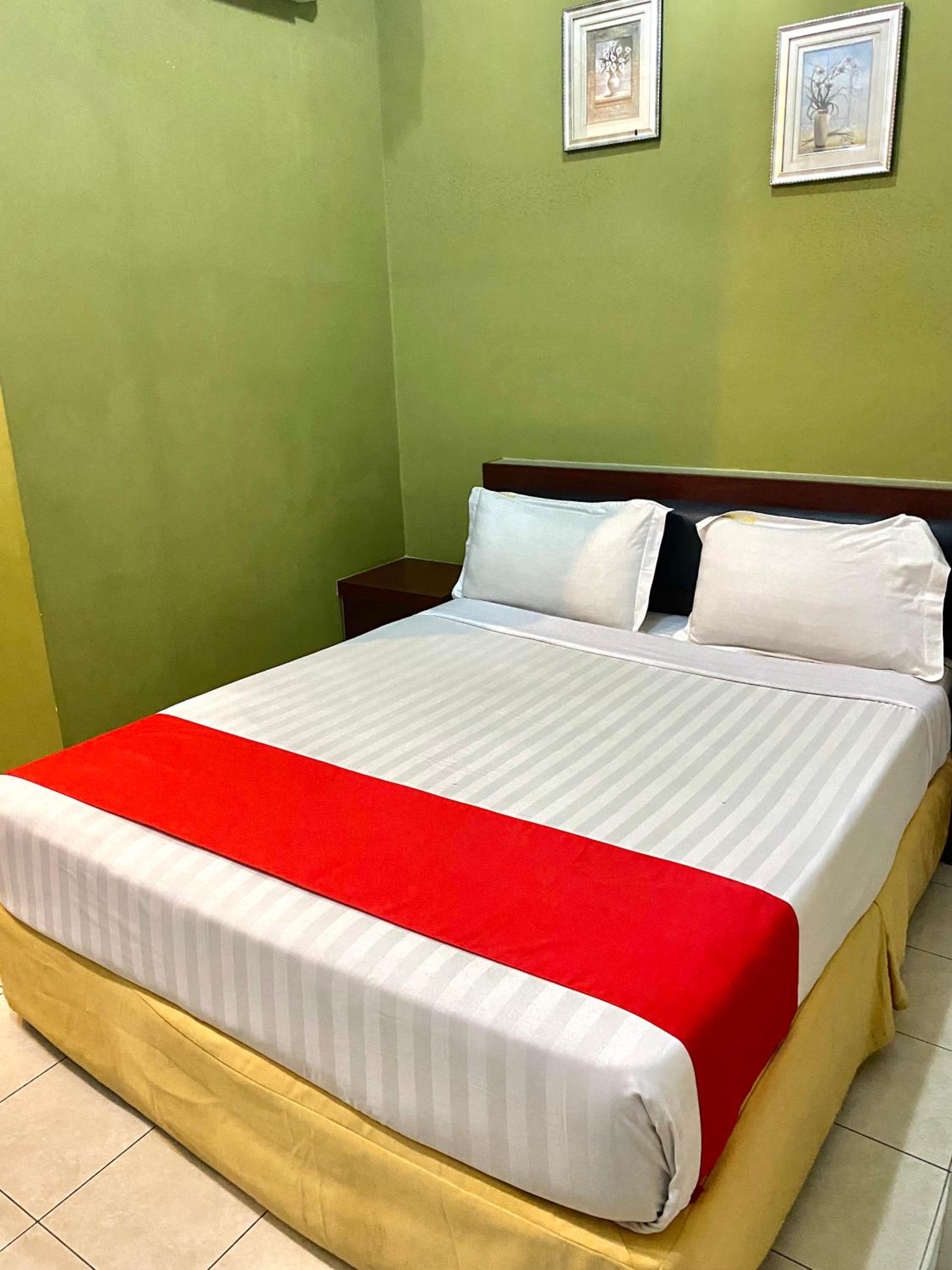 Deluxe Double Room photo 3