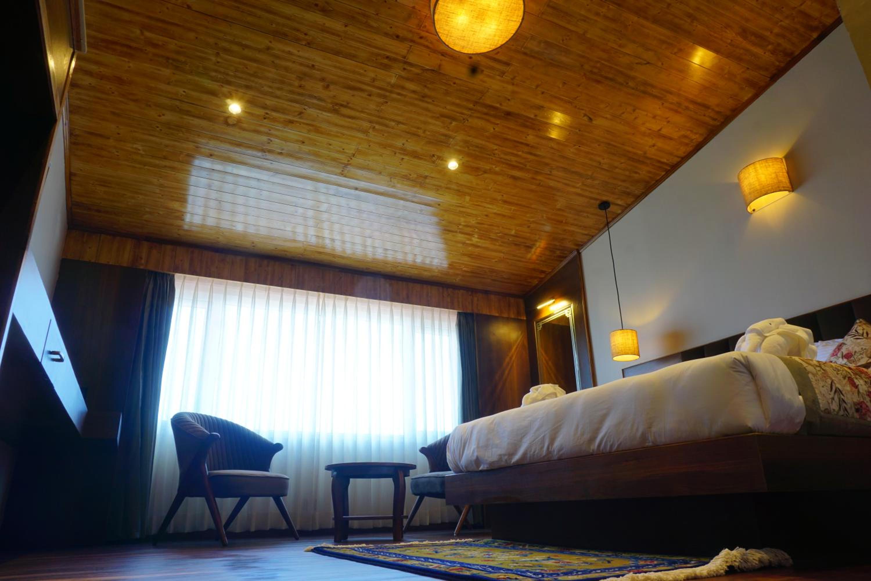 King Room with Mountain View photo 1