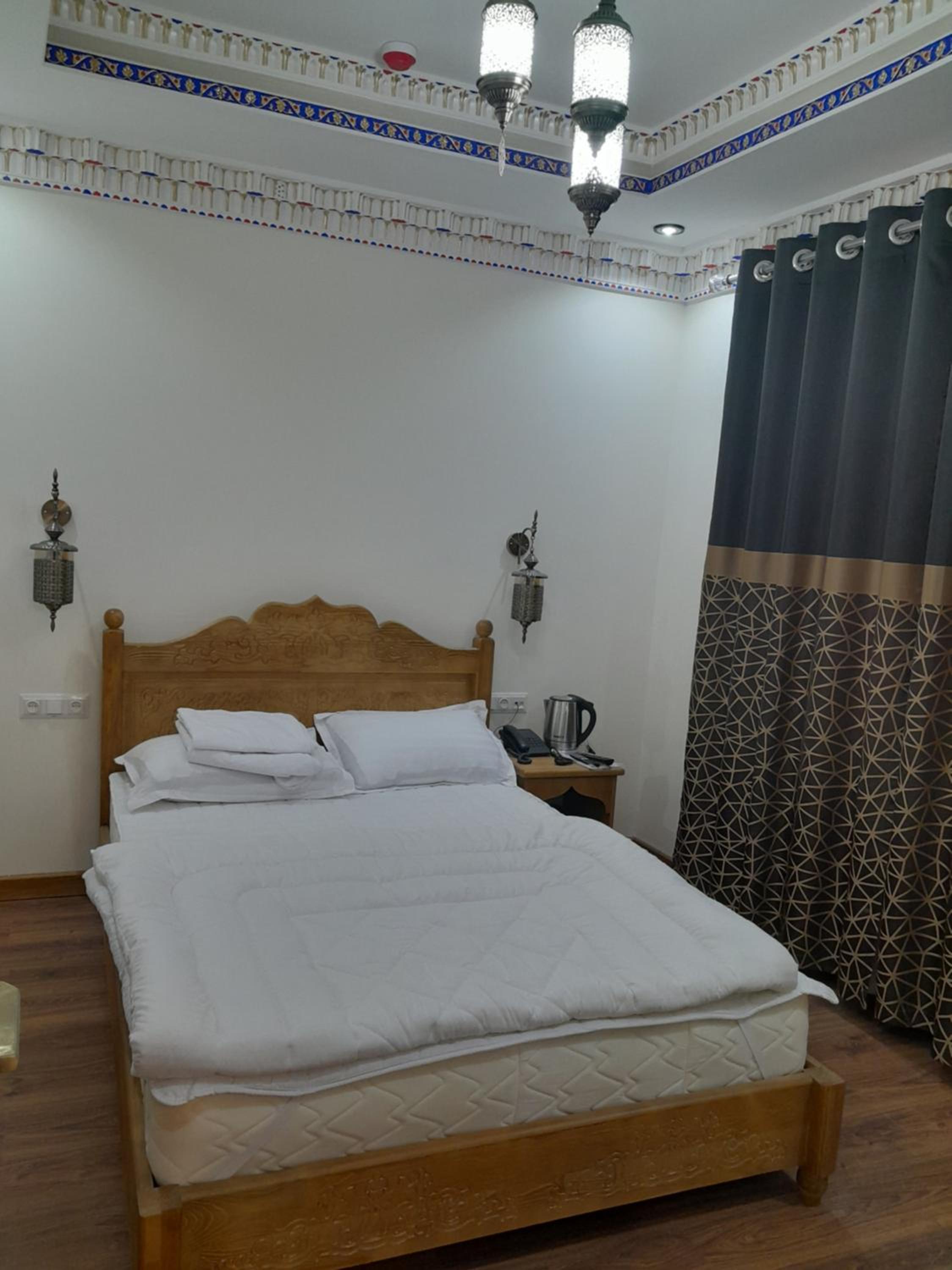 Double Room with Private Bathroom photo 3