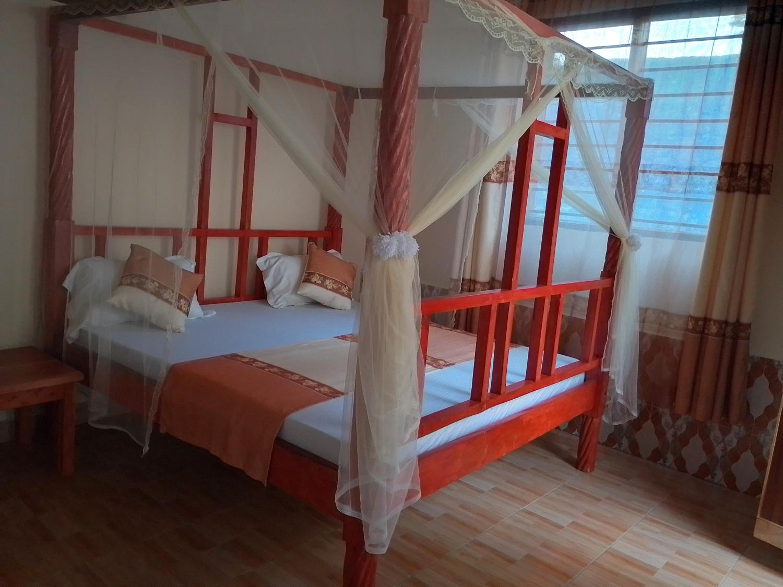 Queen Room with Balcony