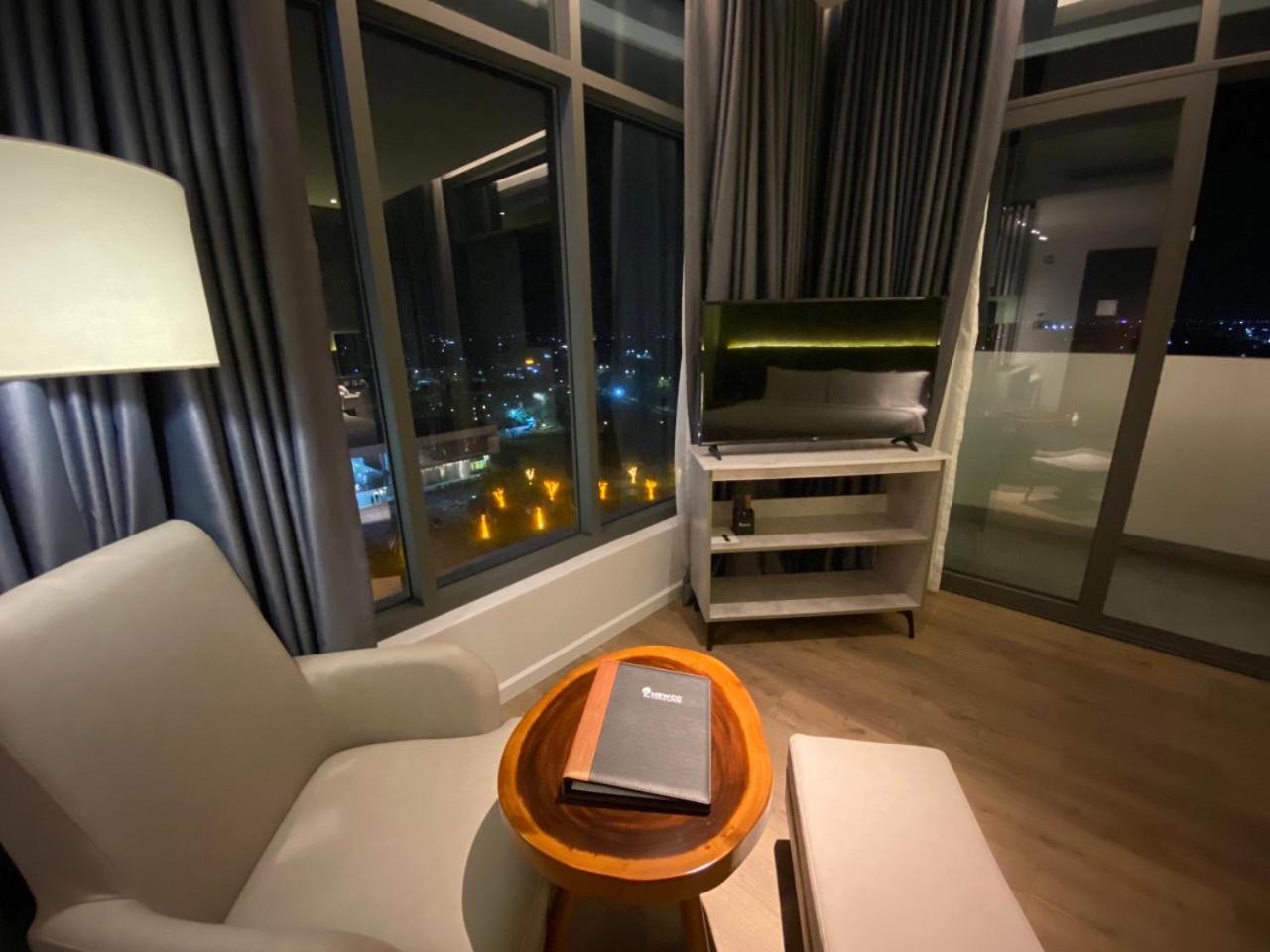 Large Double Room photo 2