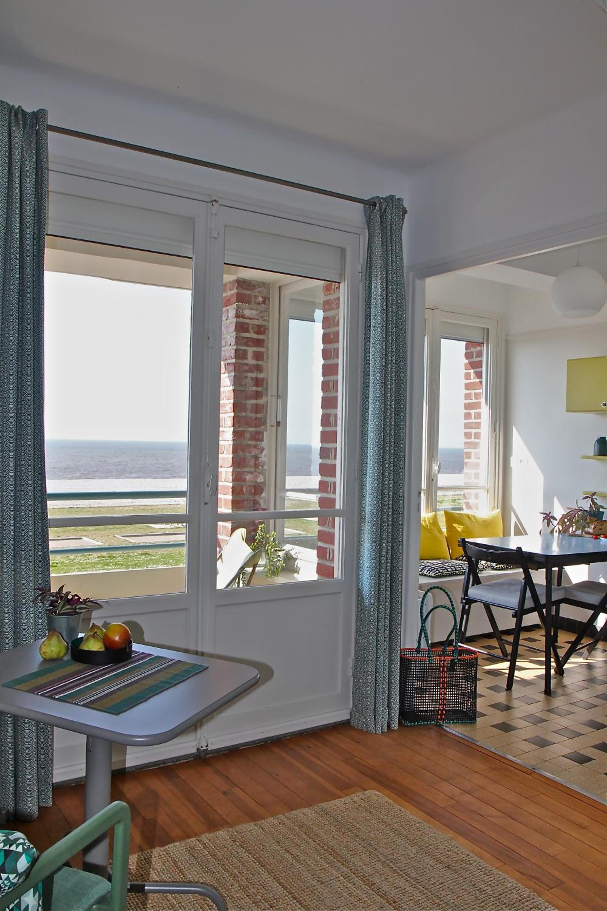 Apartment with Sea View photo 1
