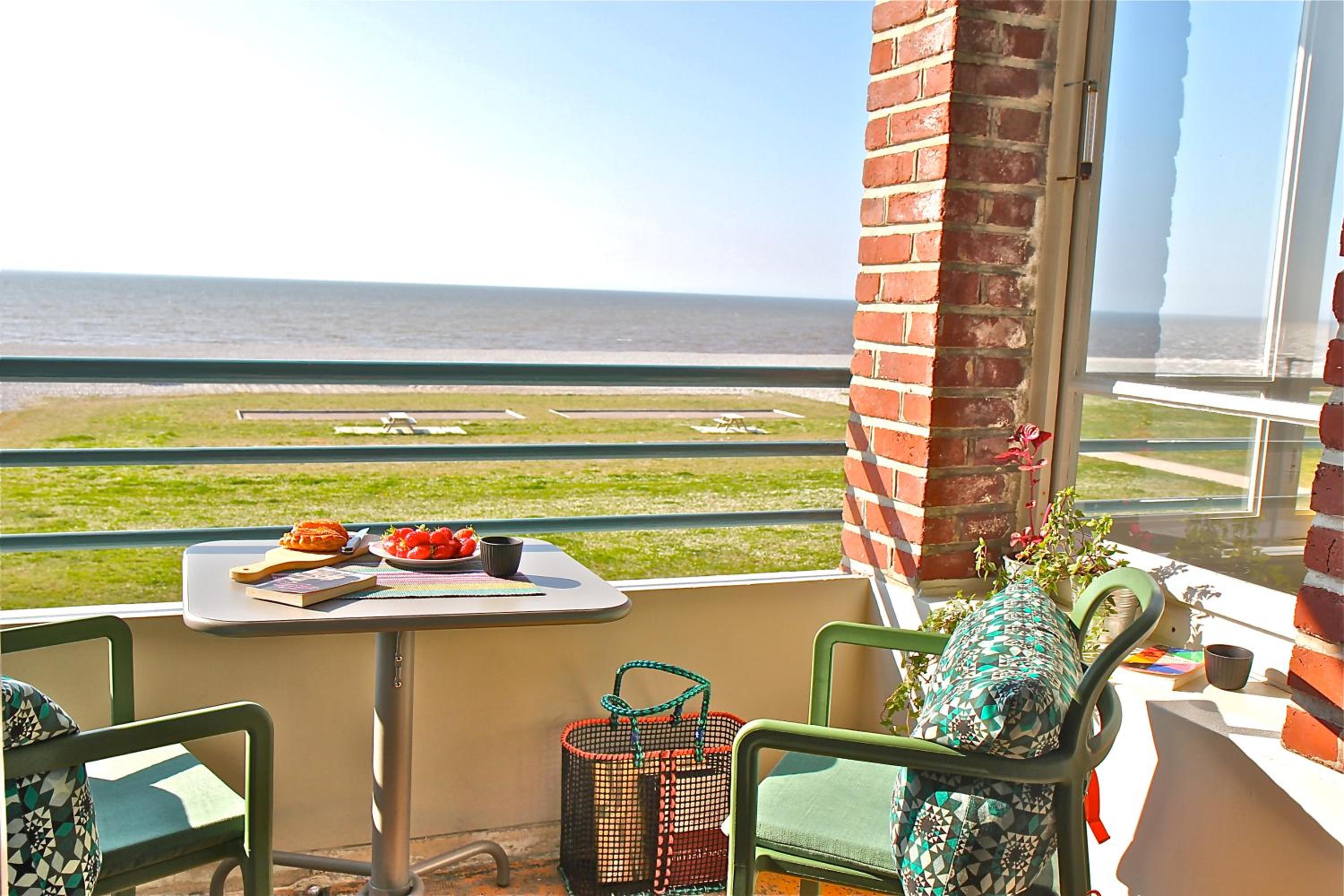 Apartment with Sea View photo 3