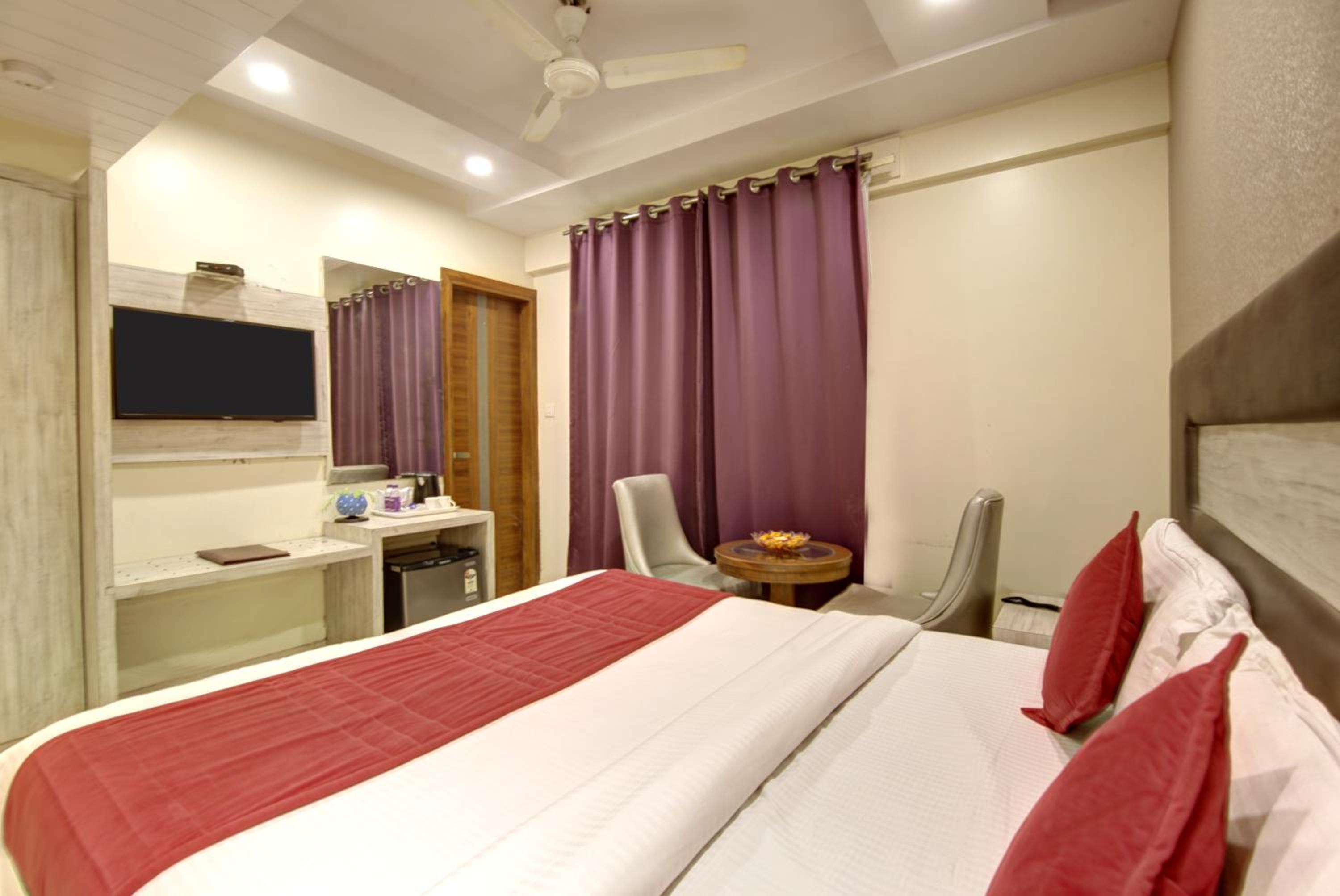 Day Use Room - 11am To 5pm (No Night Stay Allowed) photo 3