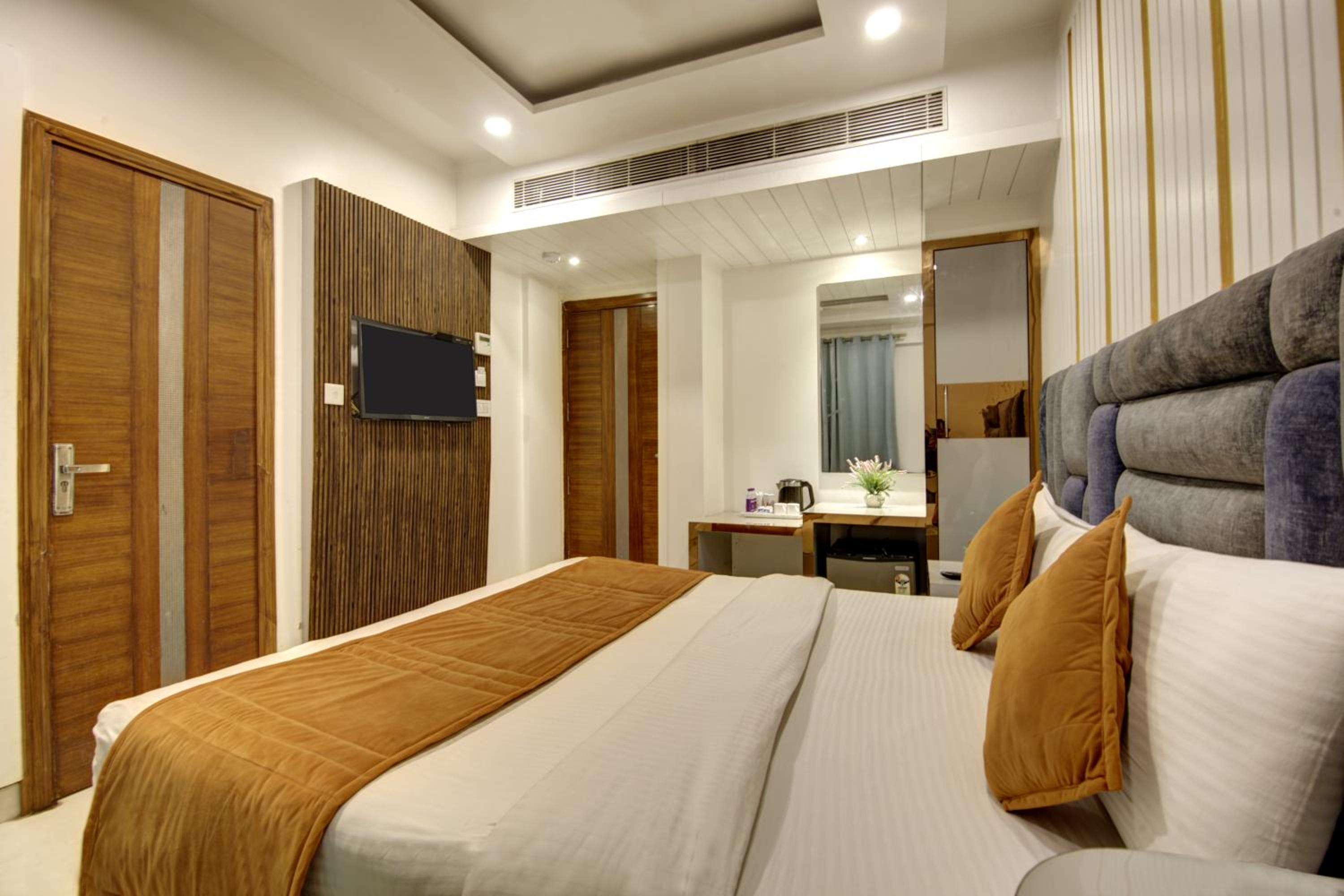 Day Use Room - 11am To 5pm (No Night Stay Allowed) photo 2
