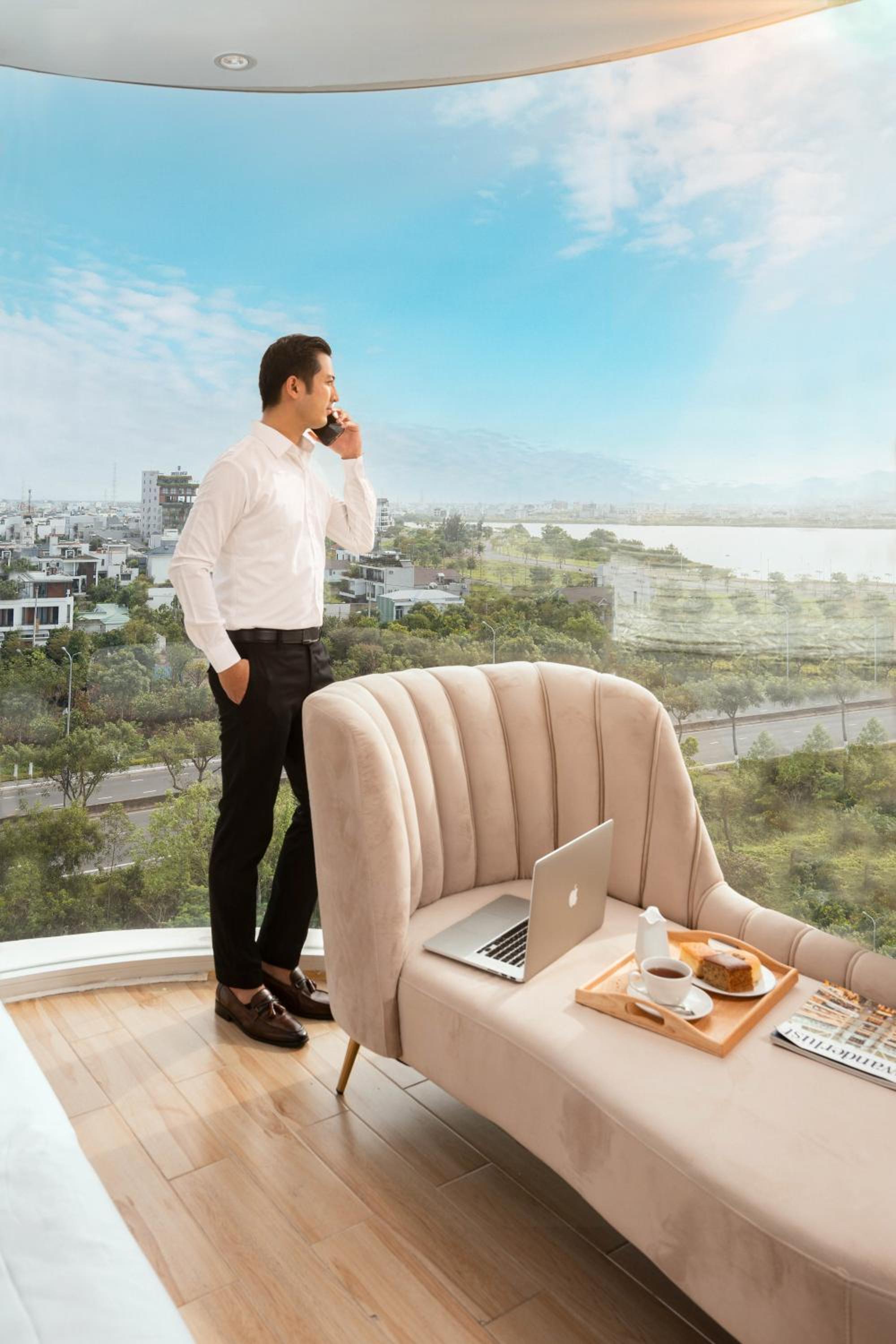 Suite with Balcony and River View - Photo 2