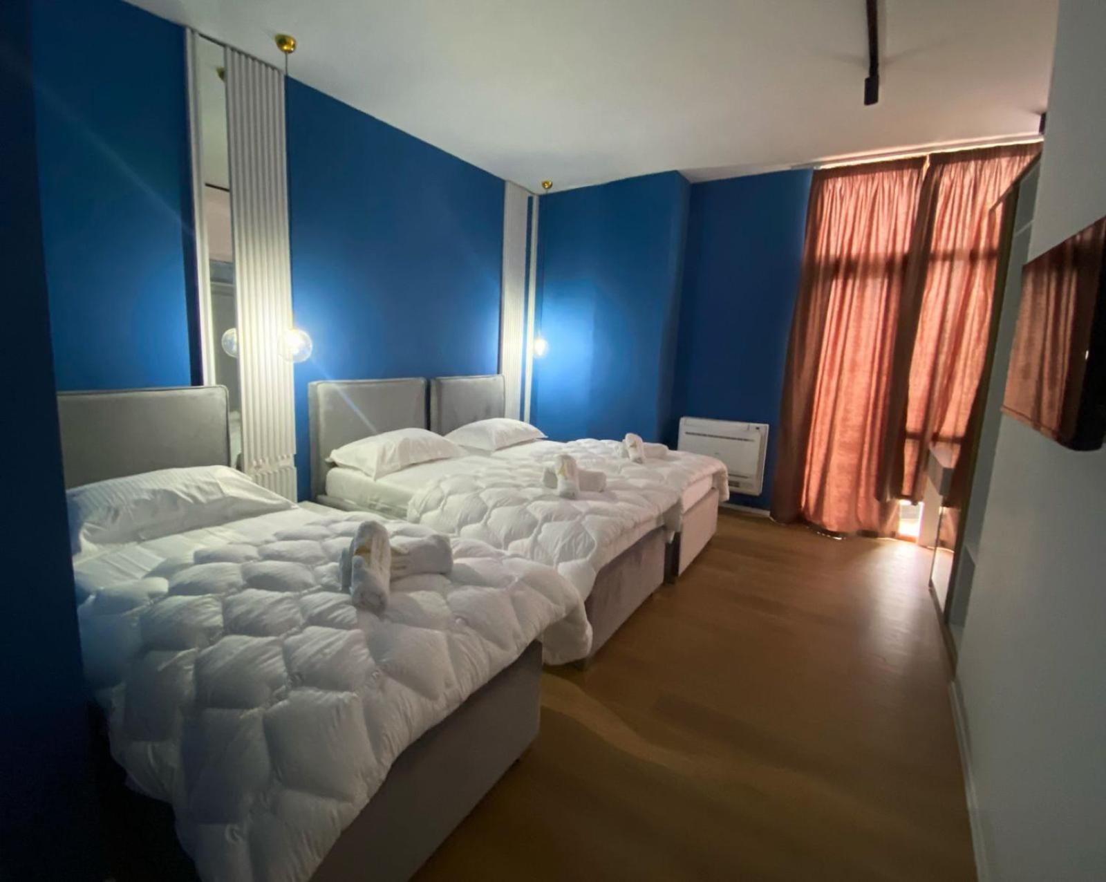 Triple Room with Balcony photo 3
