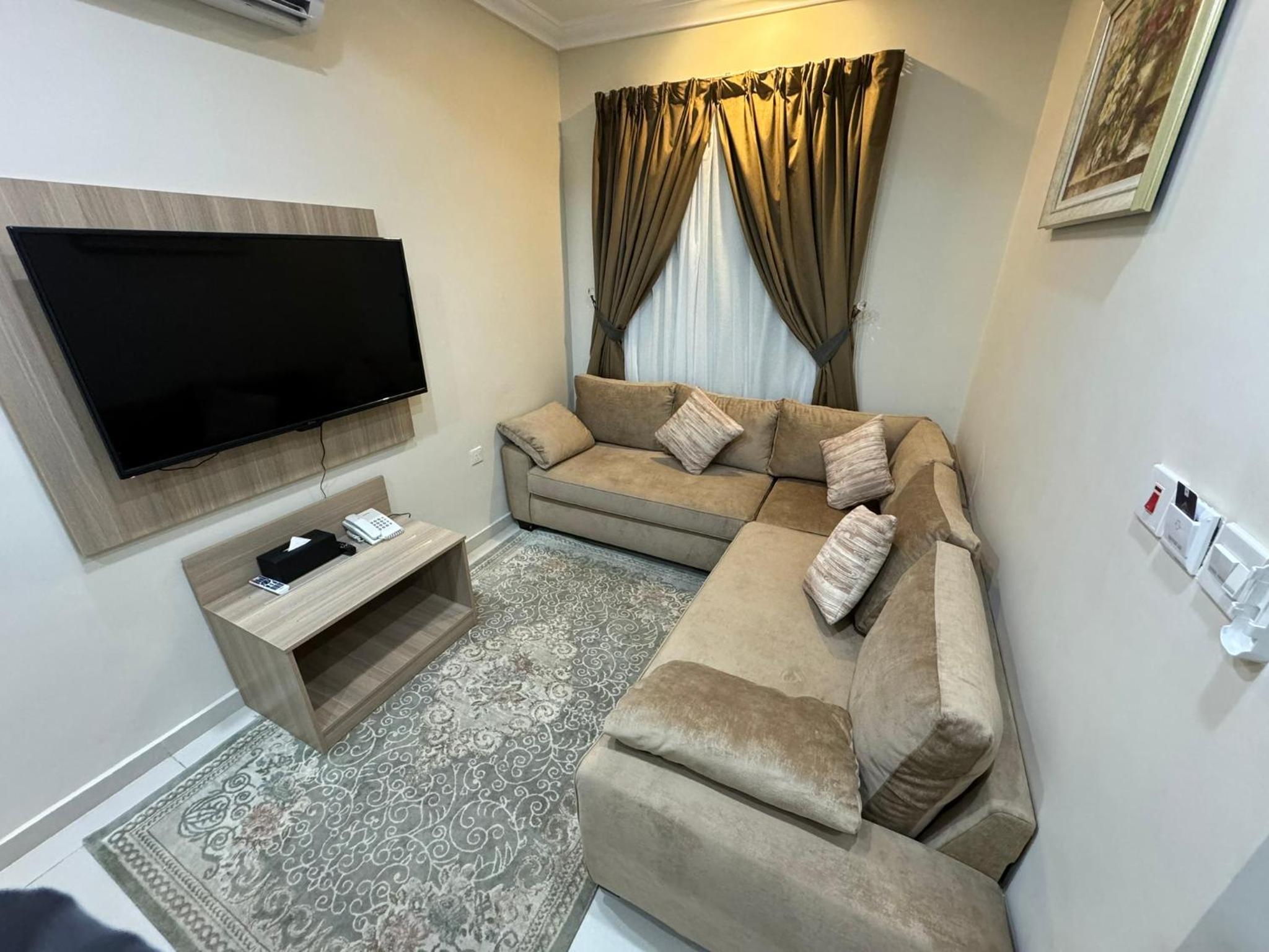Two-Bedroom Suite - Photo 9