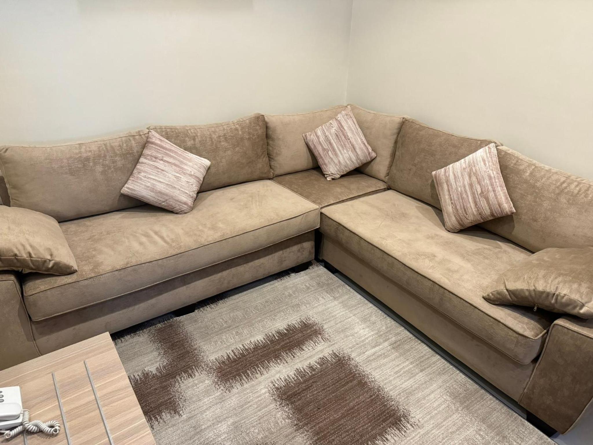 Two-Bedroom Suite - Photo 8