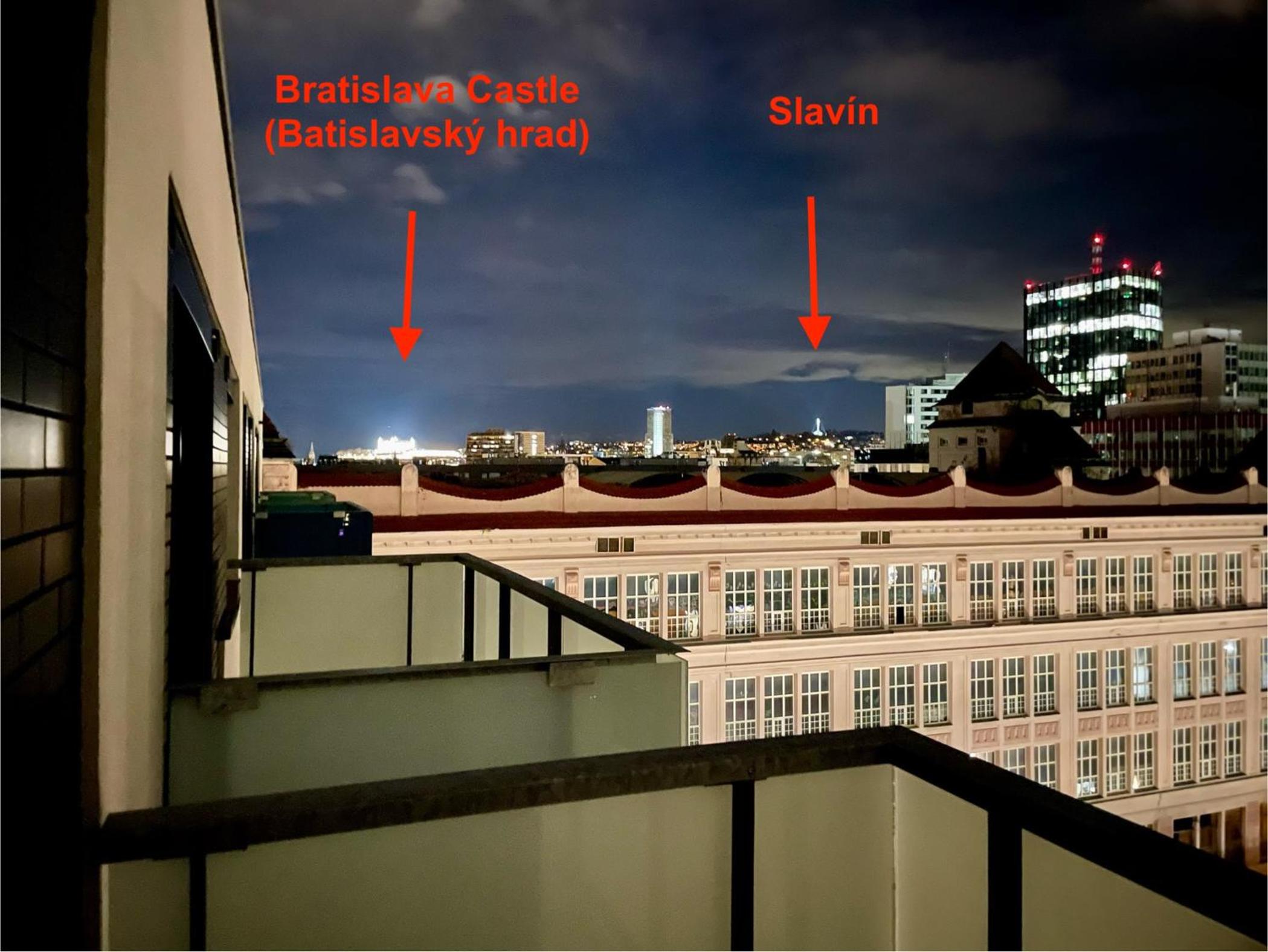 Apartment with Balcony