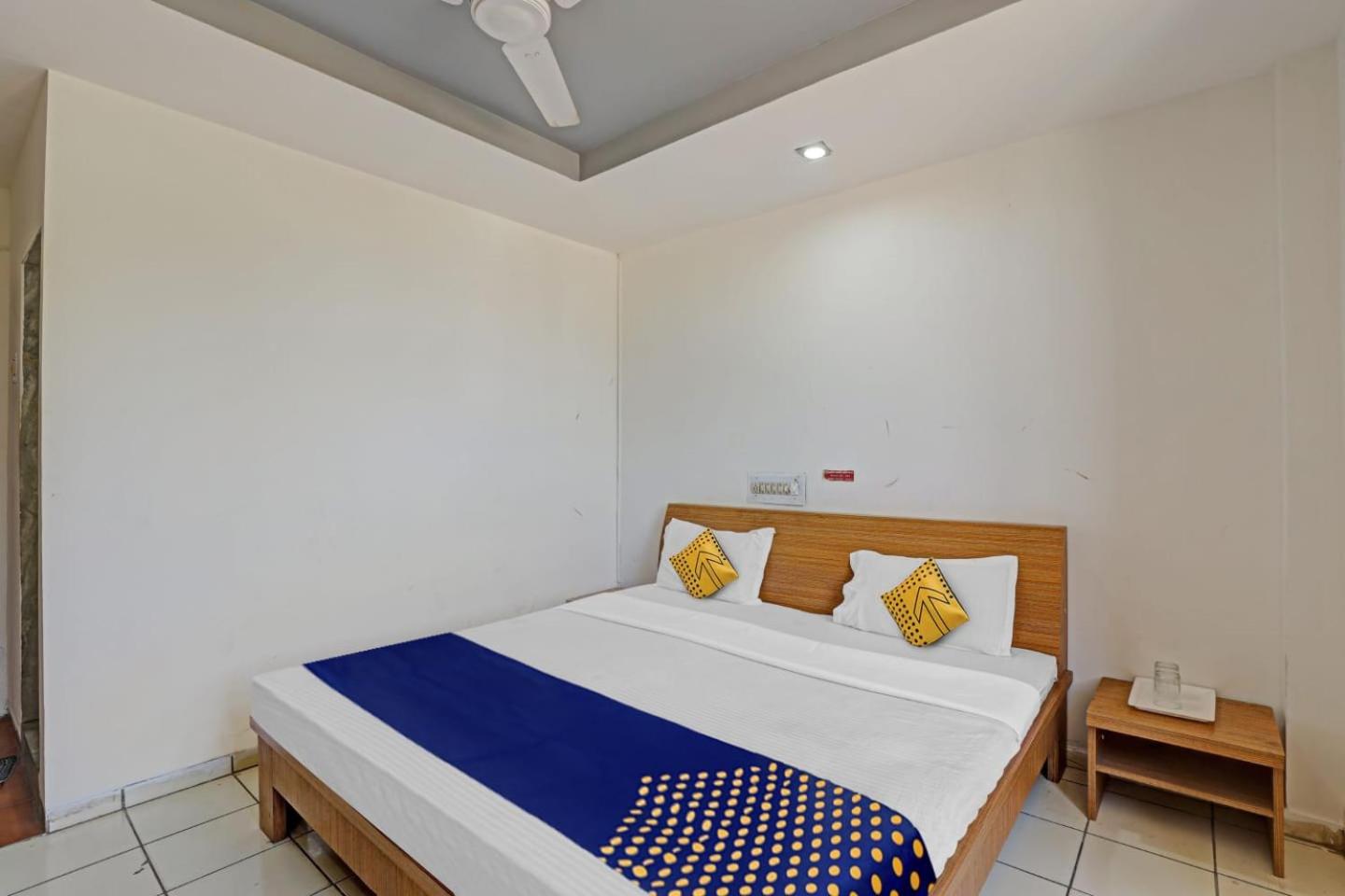 Standard Double Room photo 2