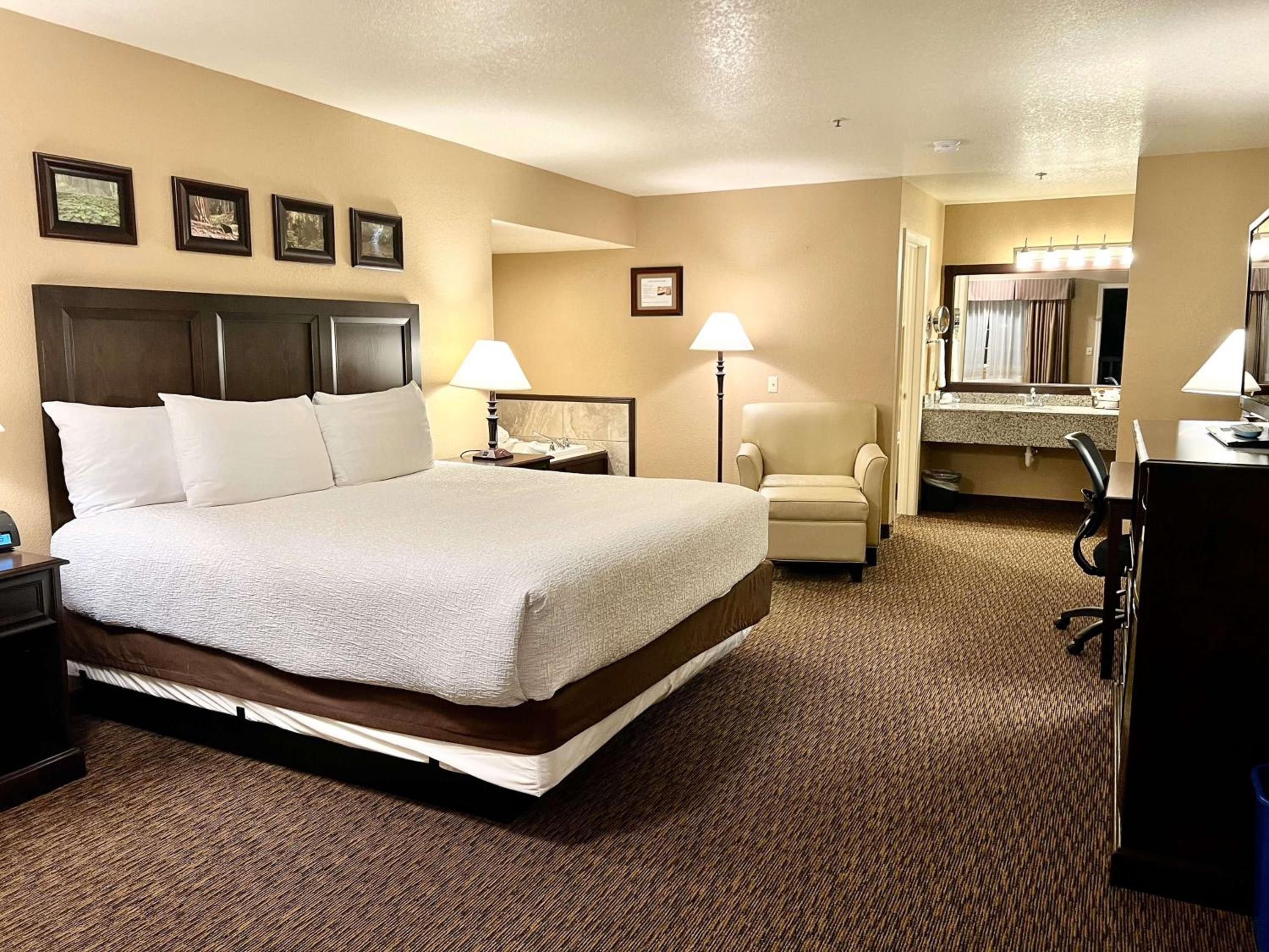 King Room with Spa Bath photo 1
