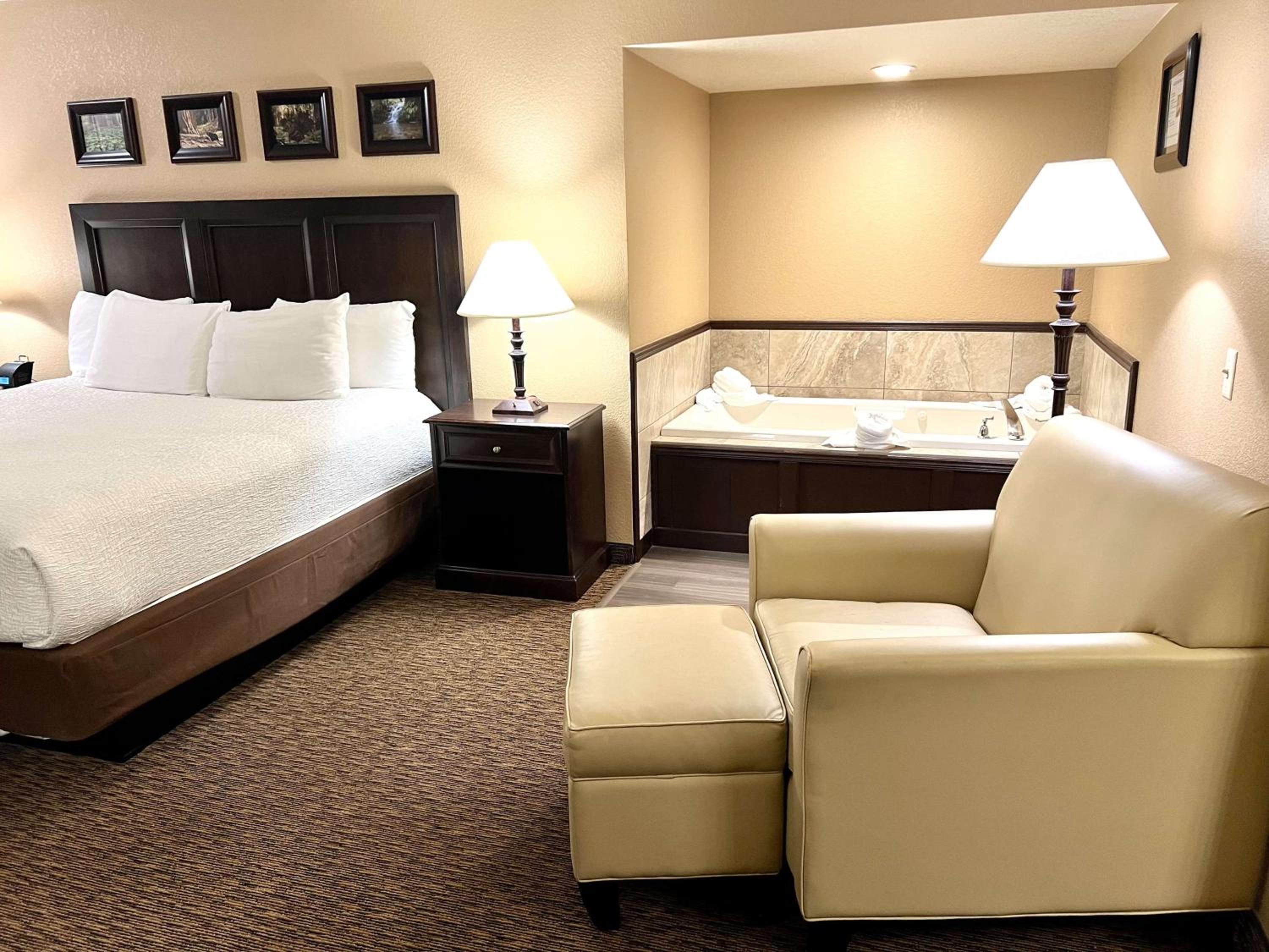 King Room with Spa Bath photo 3