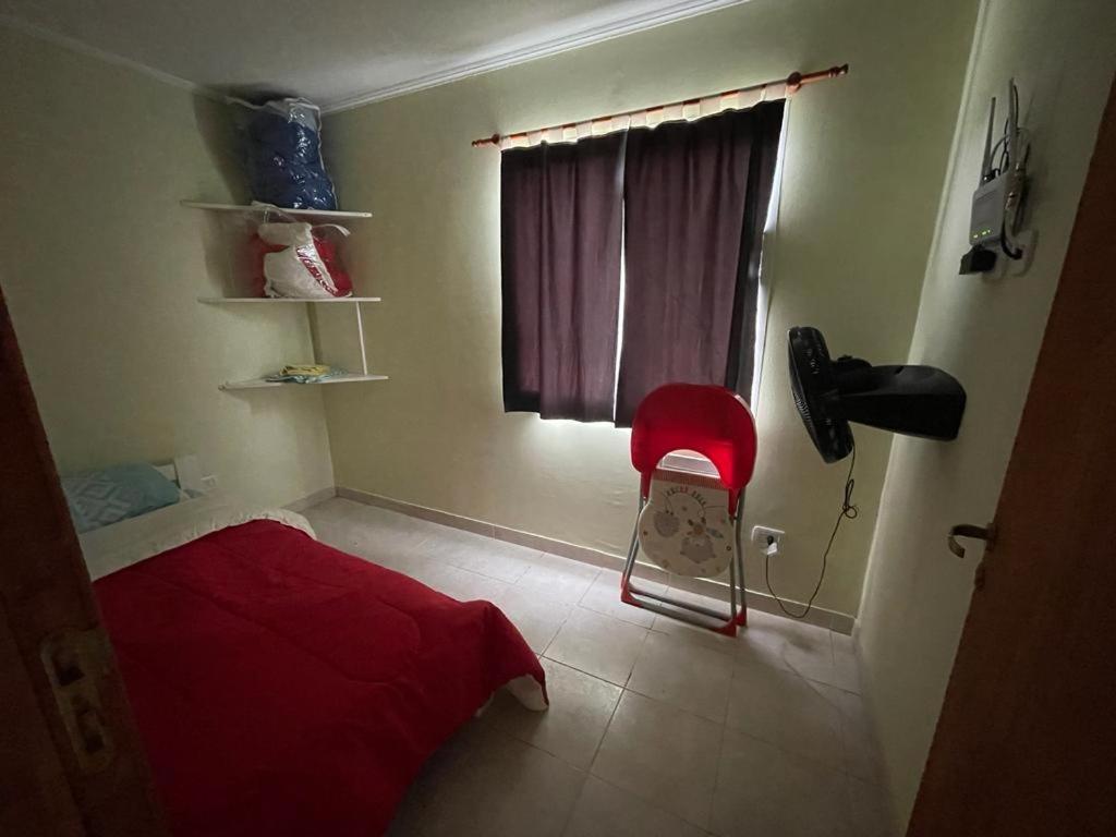 One-Bedroom House photo 1