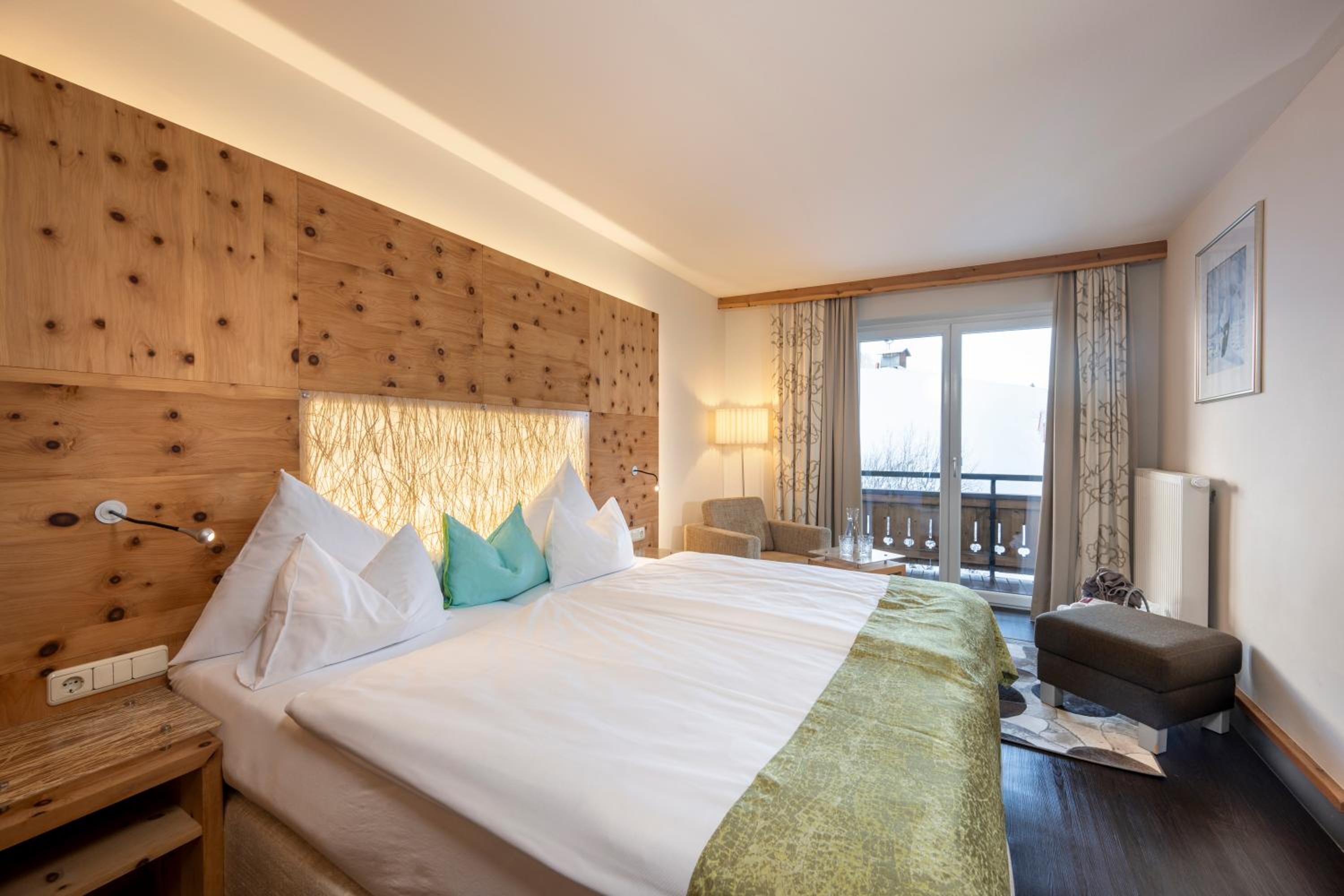 Deluxe Double Room - Photo 1