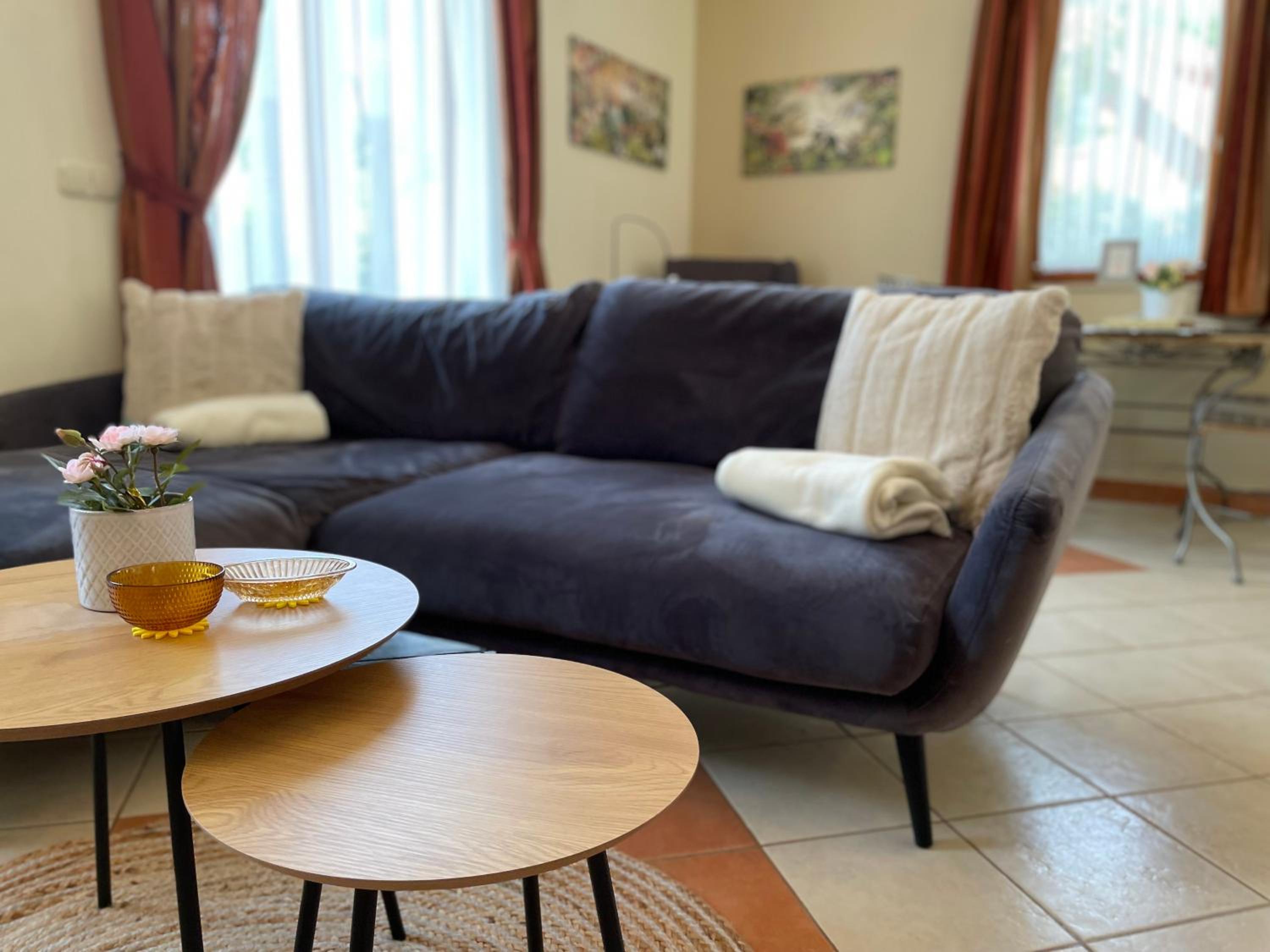 Apartment photo 1