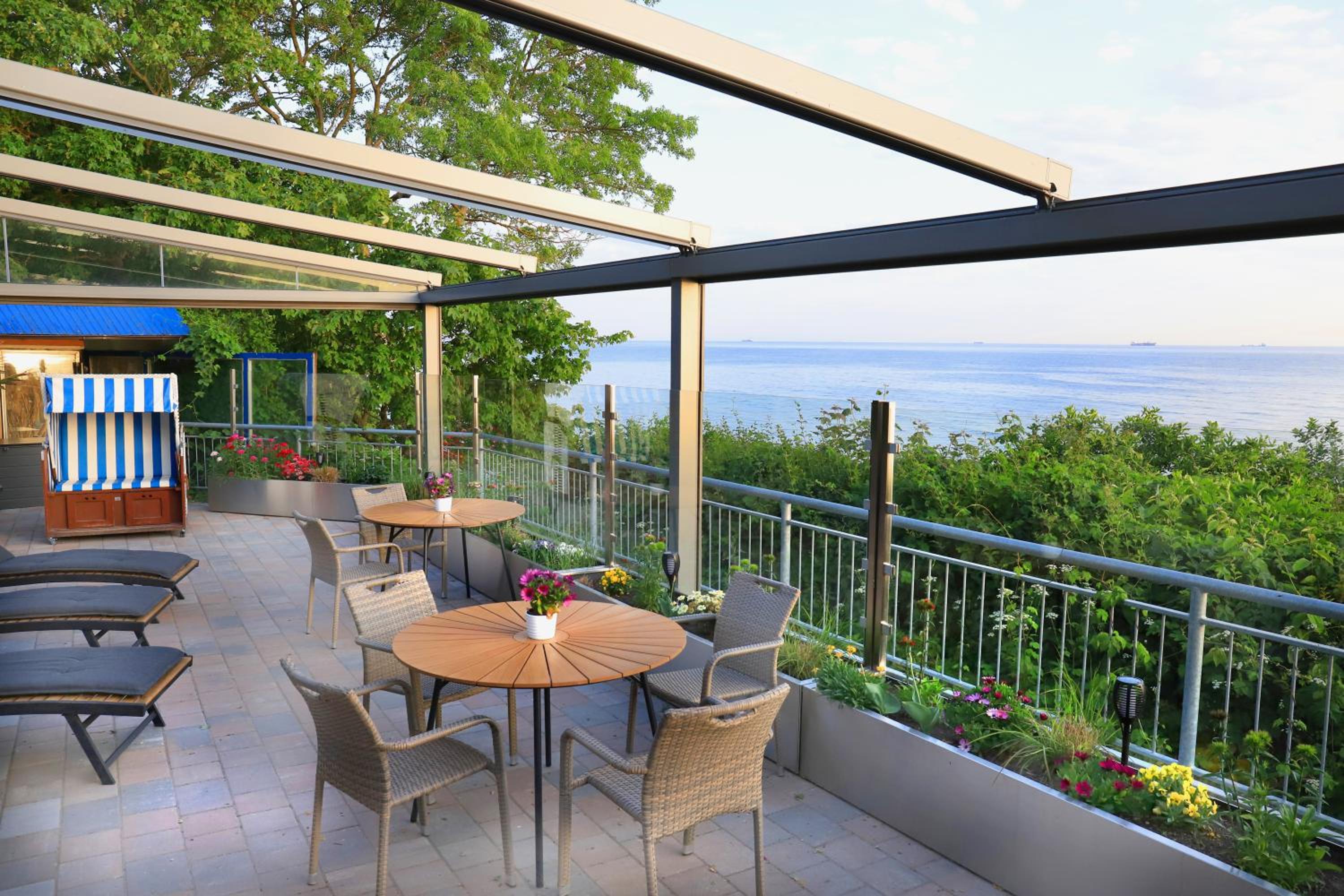 Double Room with Forest View - Photo 3