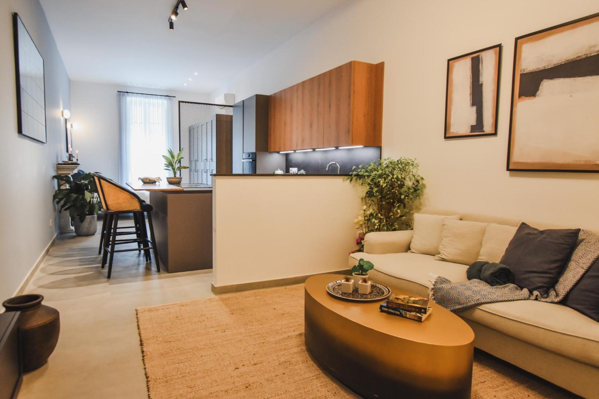 One-Bedroom Apartment