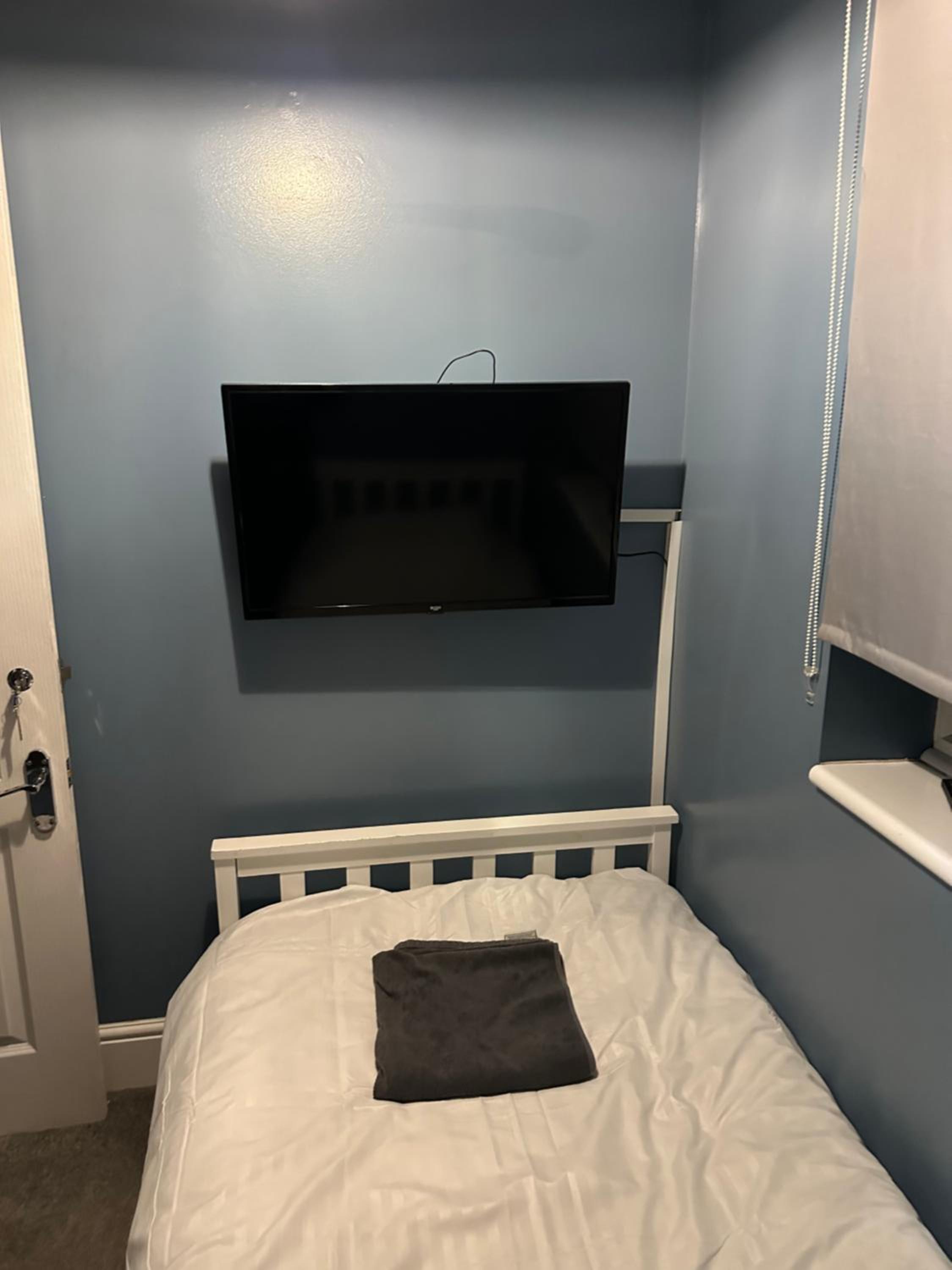 Single Room photo 3