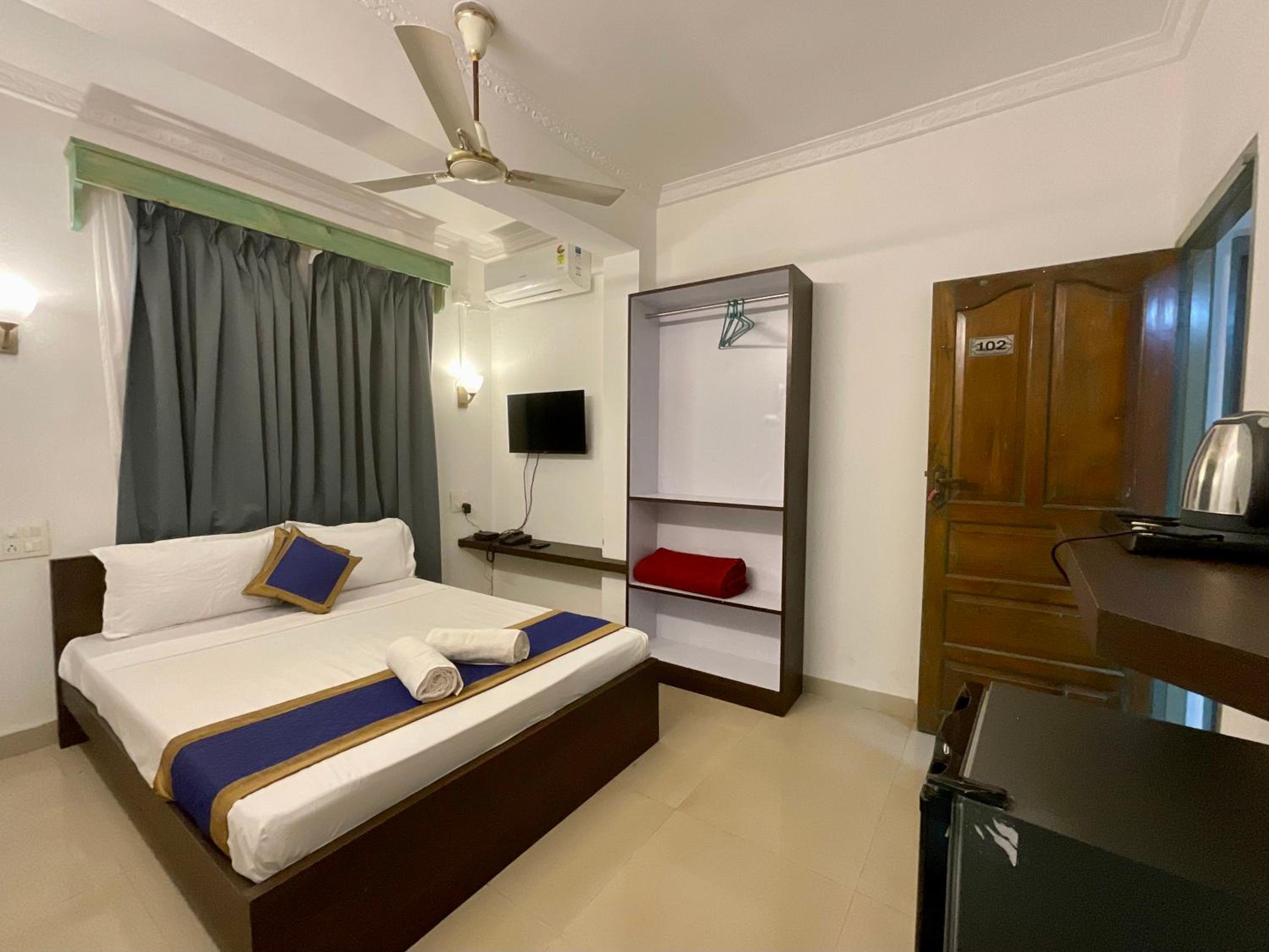 Small Double Room photo 3