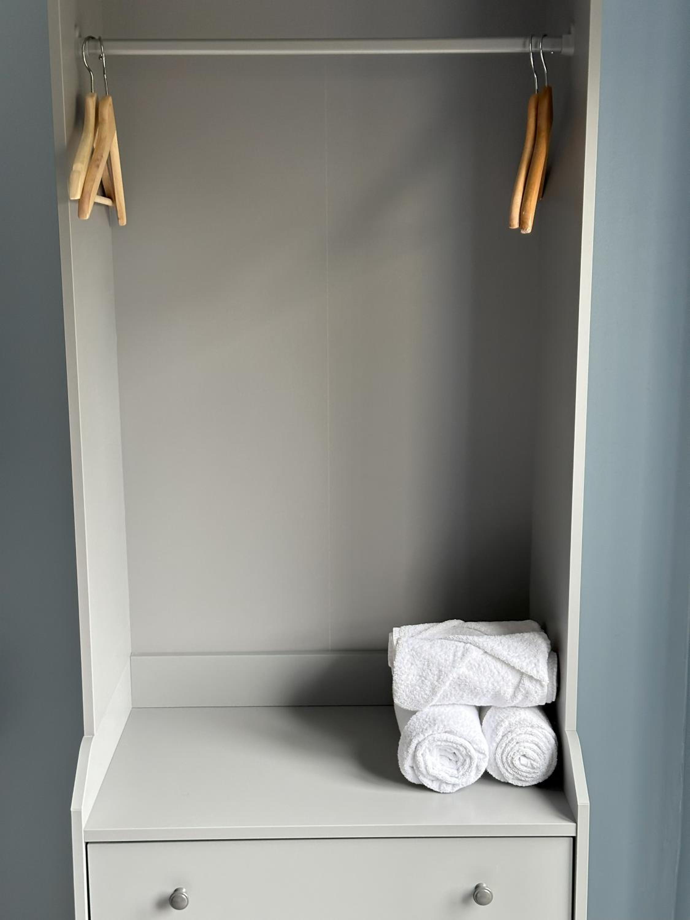 Double Room with Private Bathroom - Photo 5