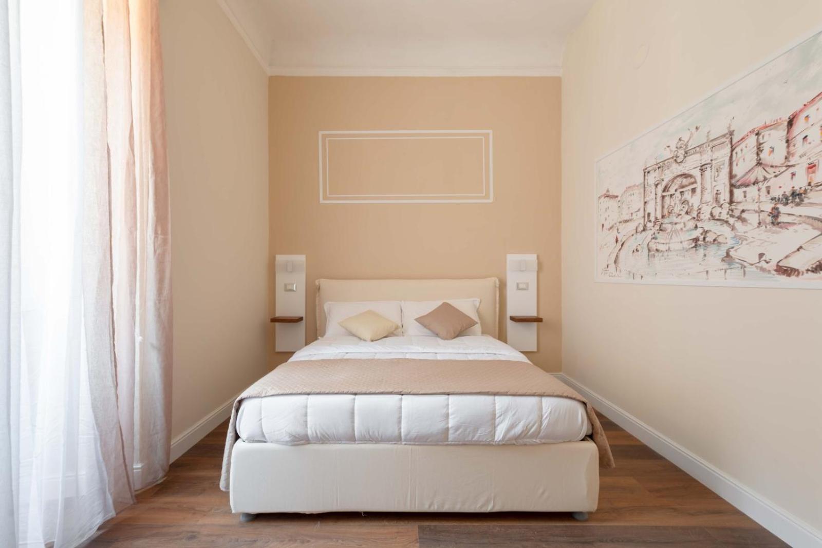 Large Double Room photo 2