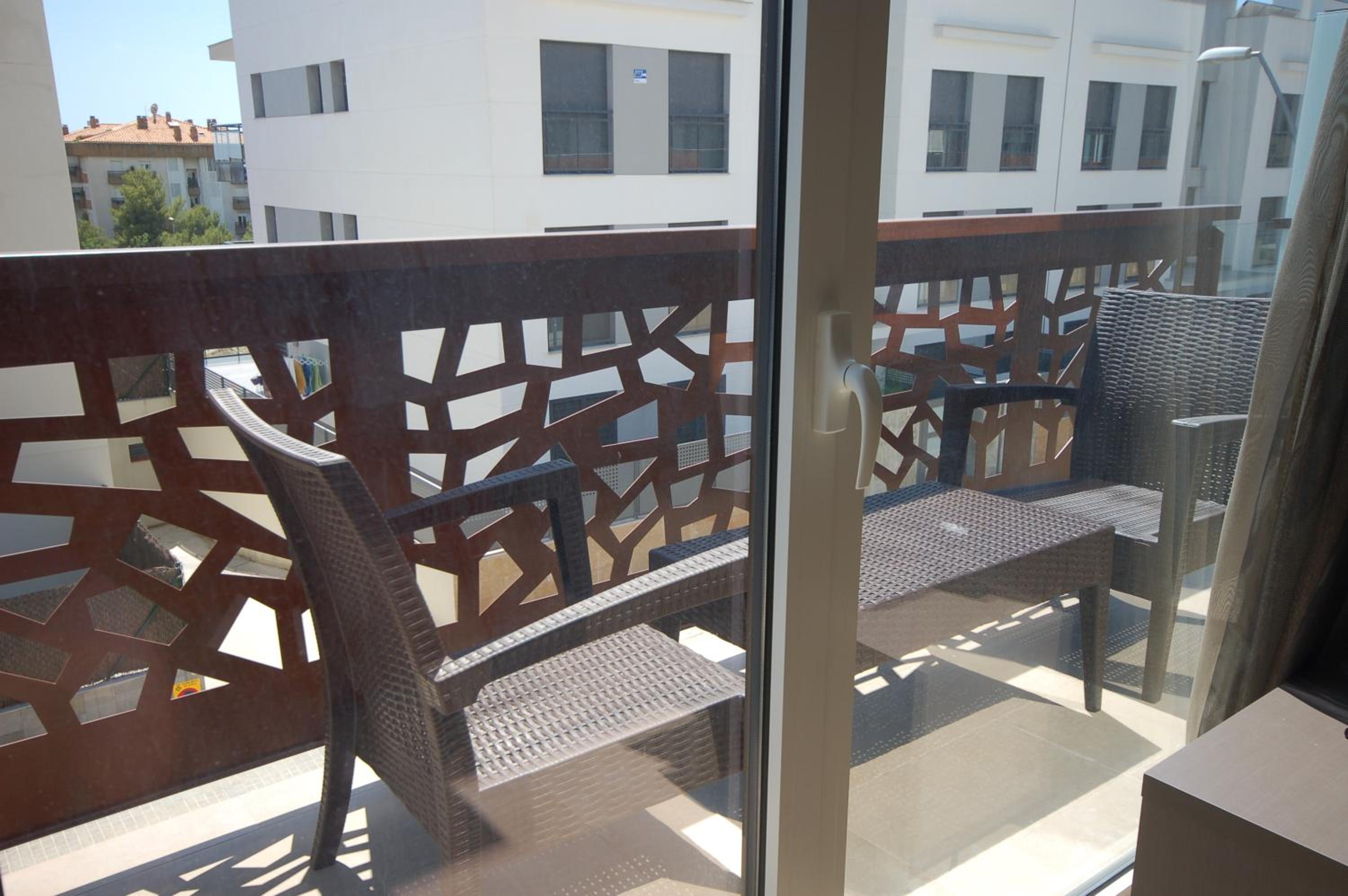 One-Bedroom Apartment with Terrace (4 Adults) photo 3
