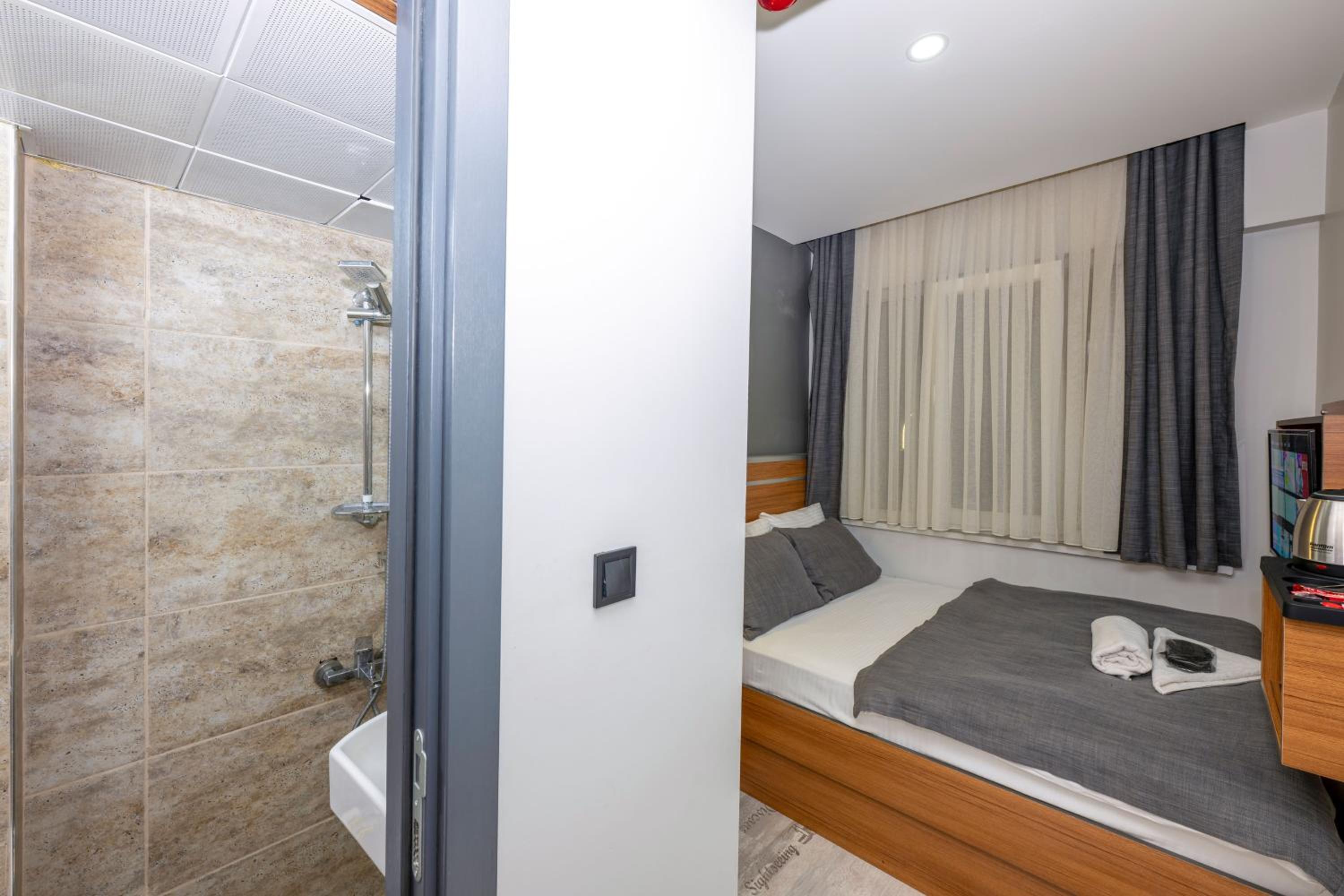 Economy Single Room photo 2
