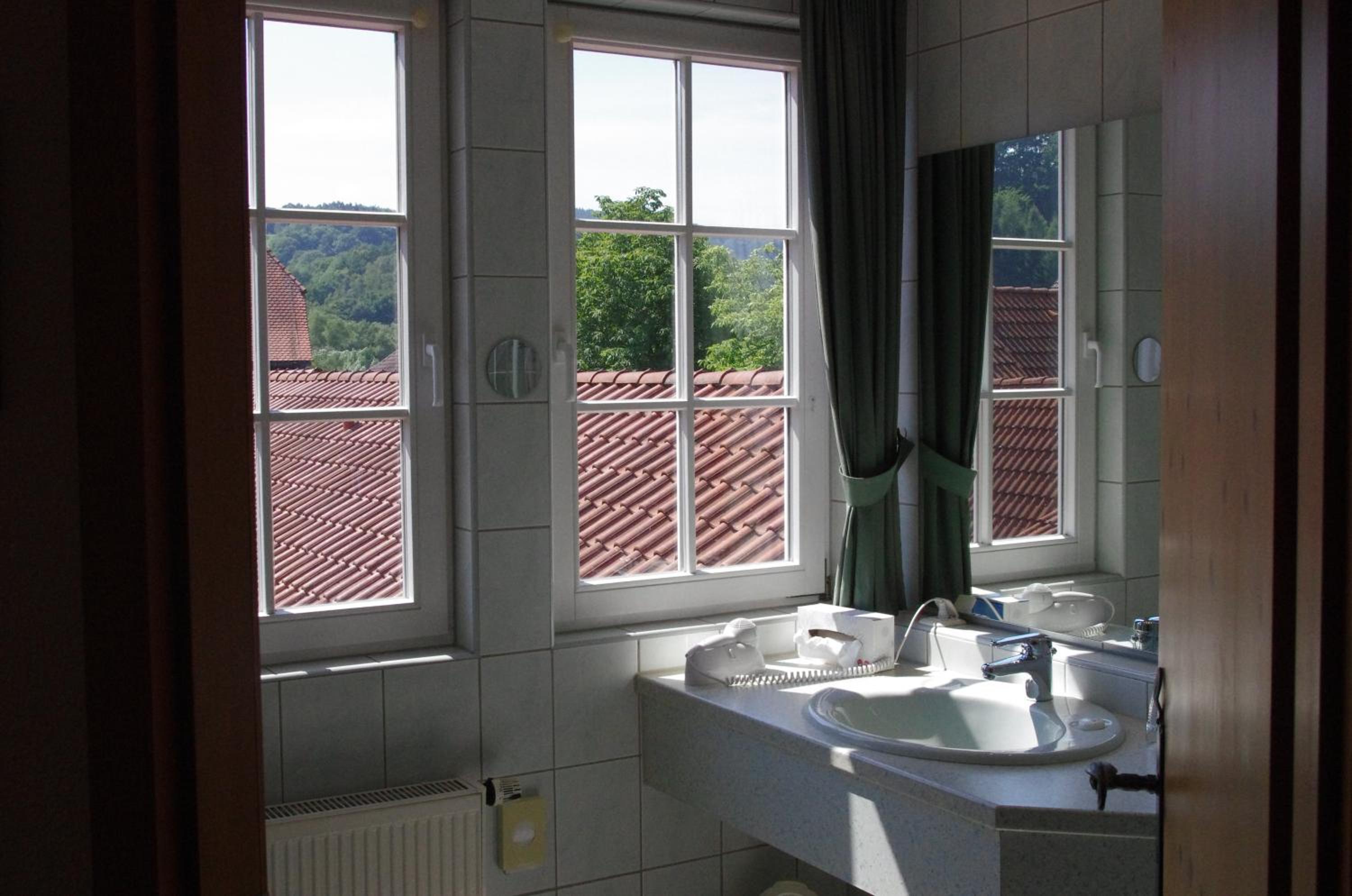 Double Room - Photo 2