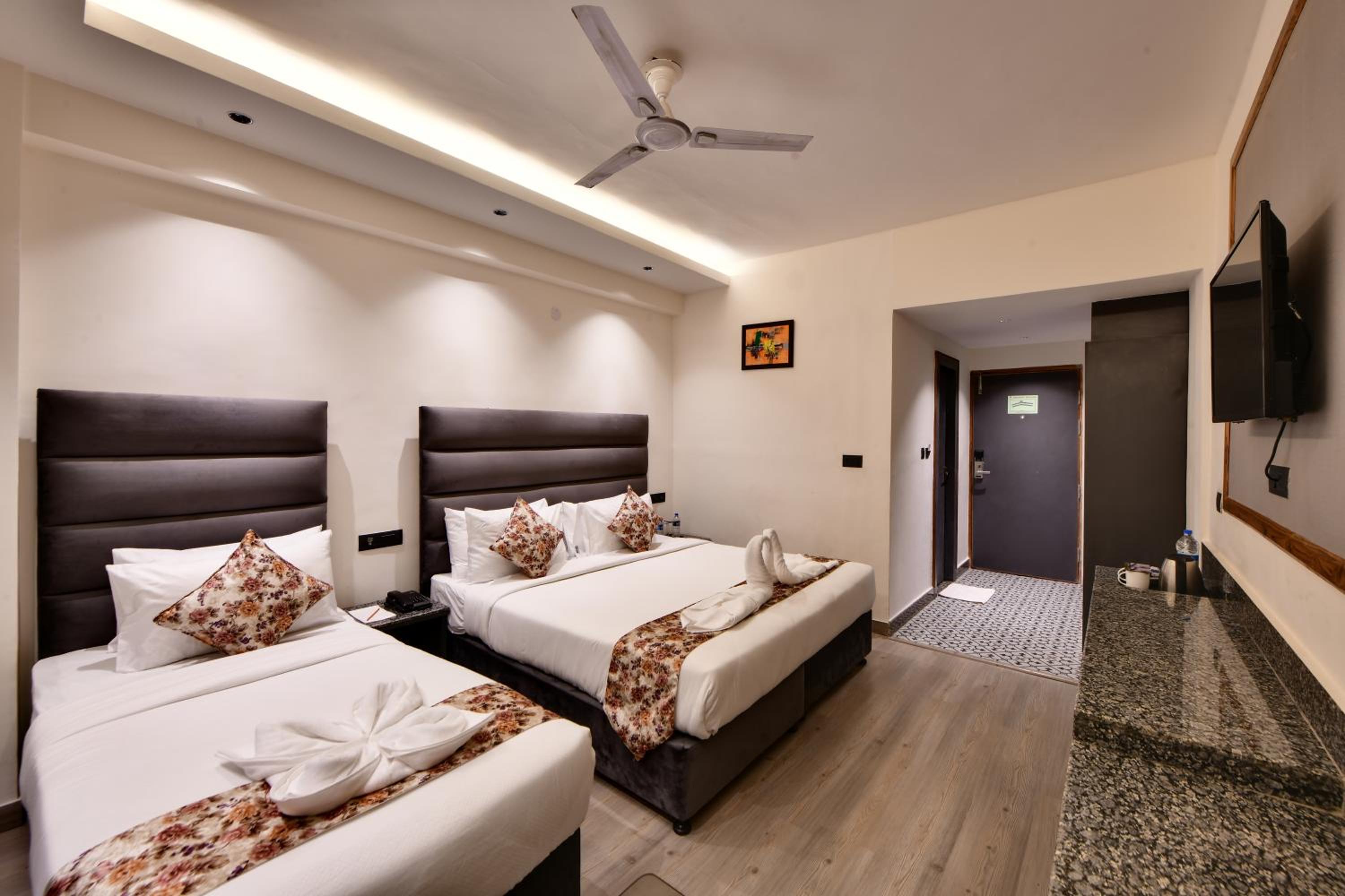 Family Suite - Photo 3