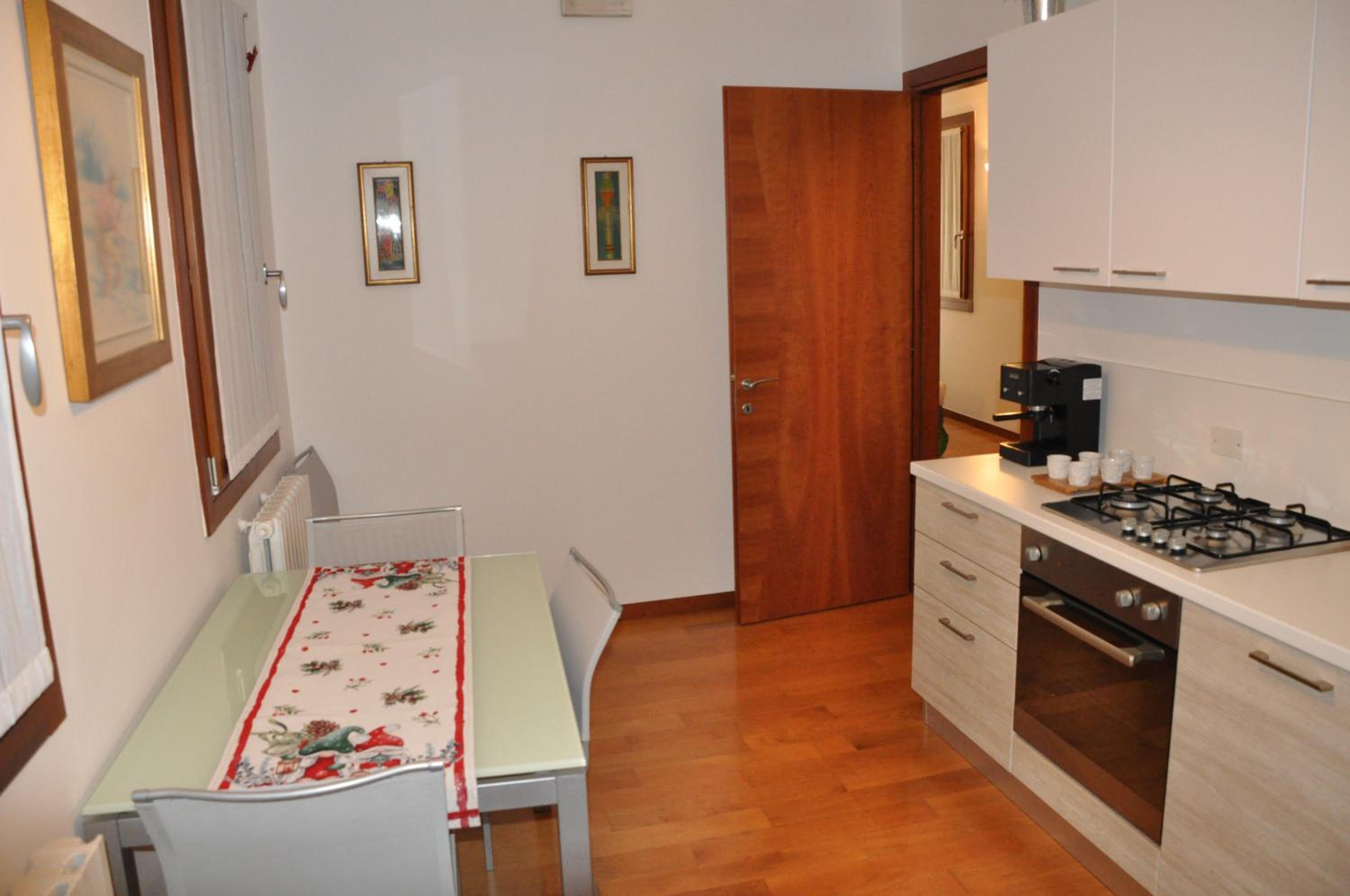 Two-Bedroom Apartment photo 2