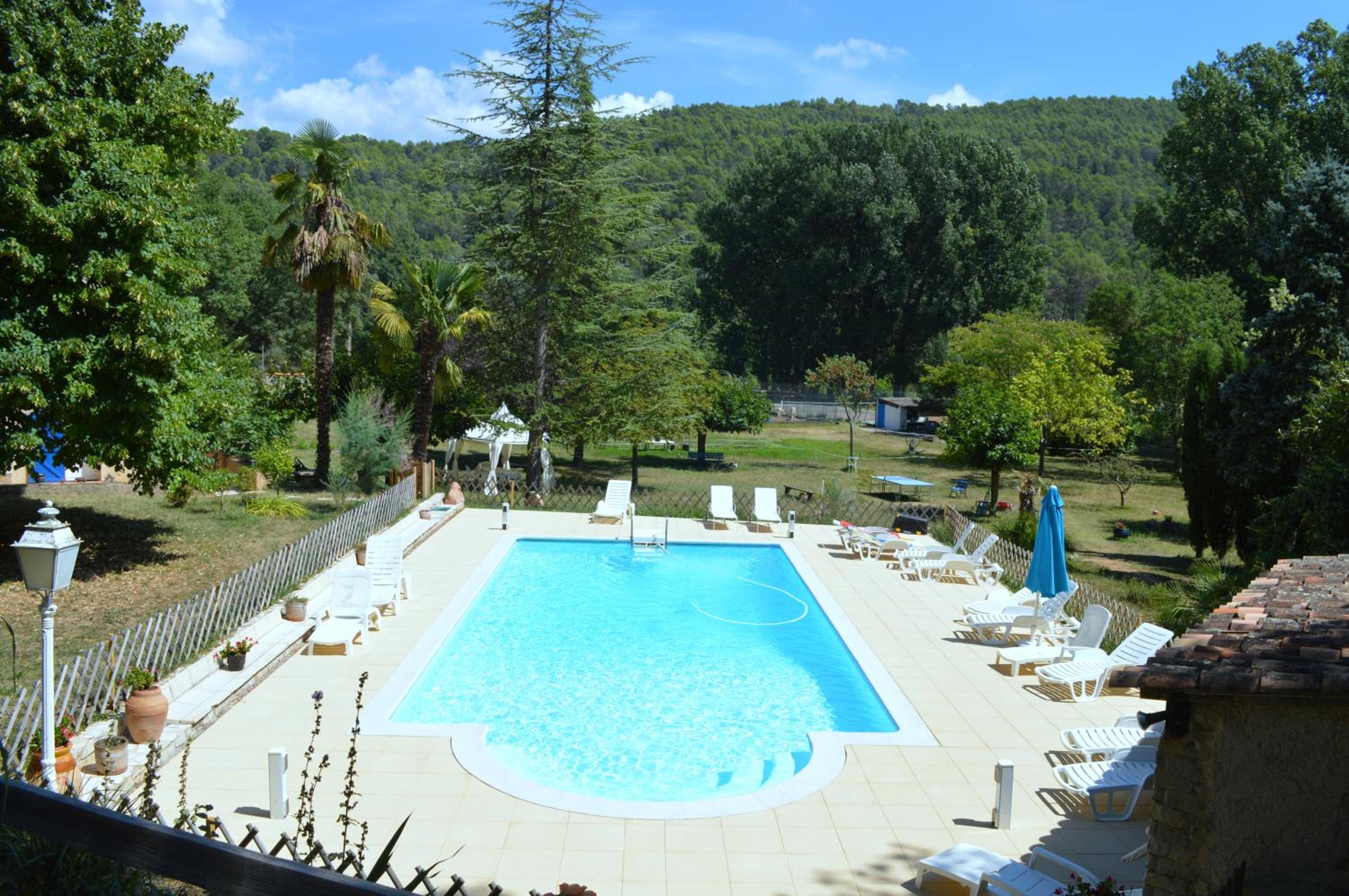 Four-Bedroom Provencal house  photo 3