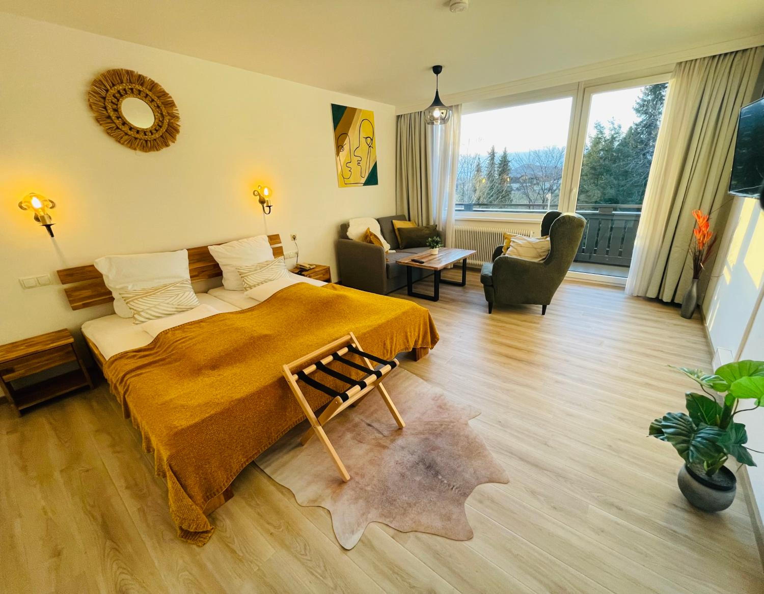 Suite with Mountain View photo 2