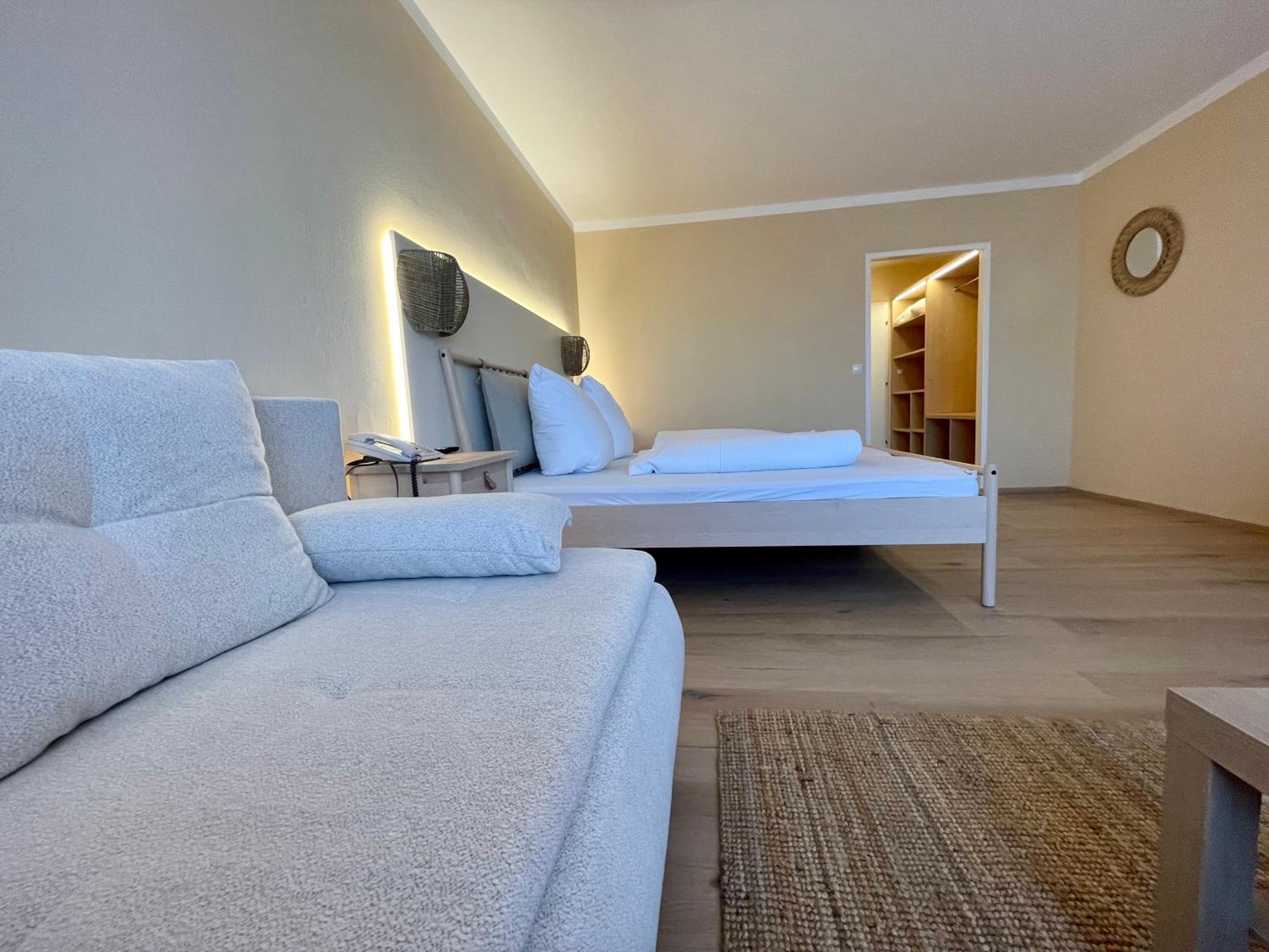 Double Room with Balcony and Mountain View photo 1