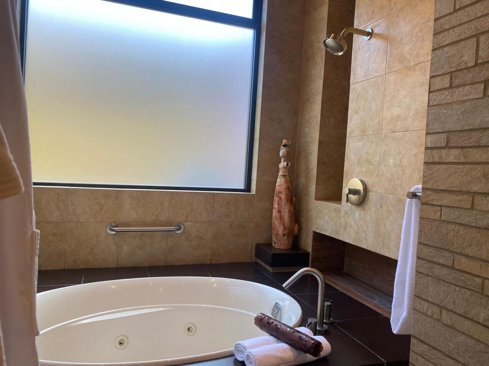 King Suite photo 3