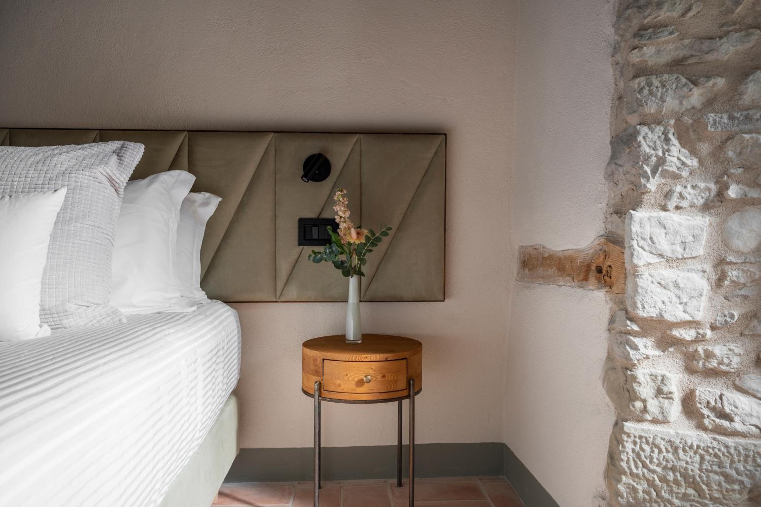 Superior Double or Twin Room - Photo 10