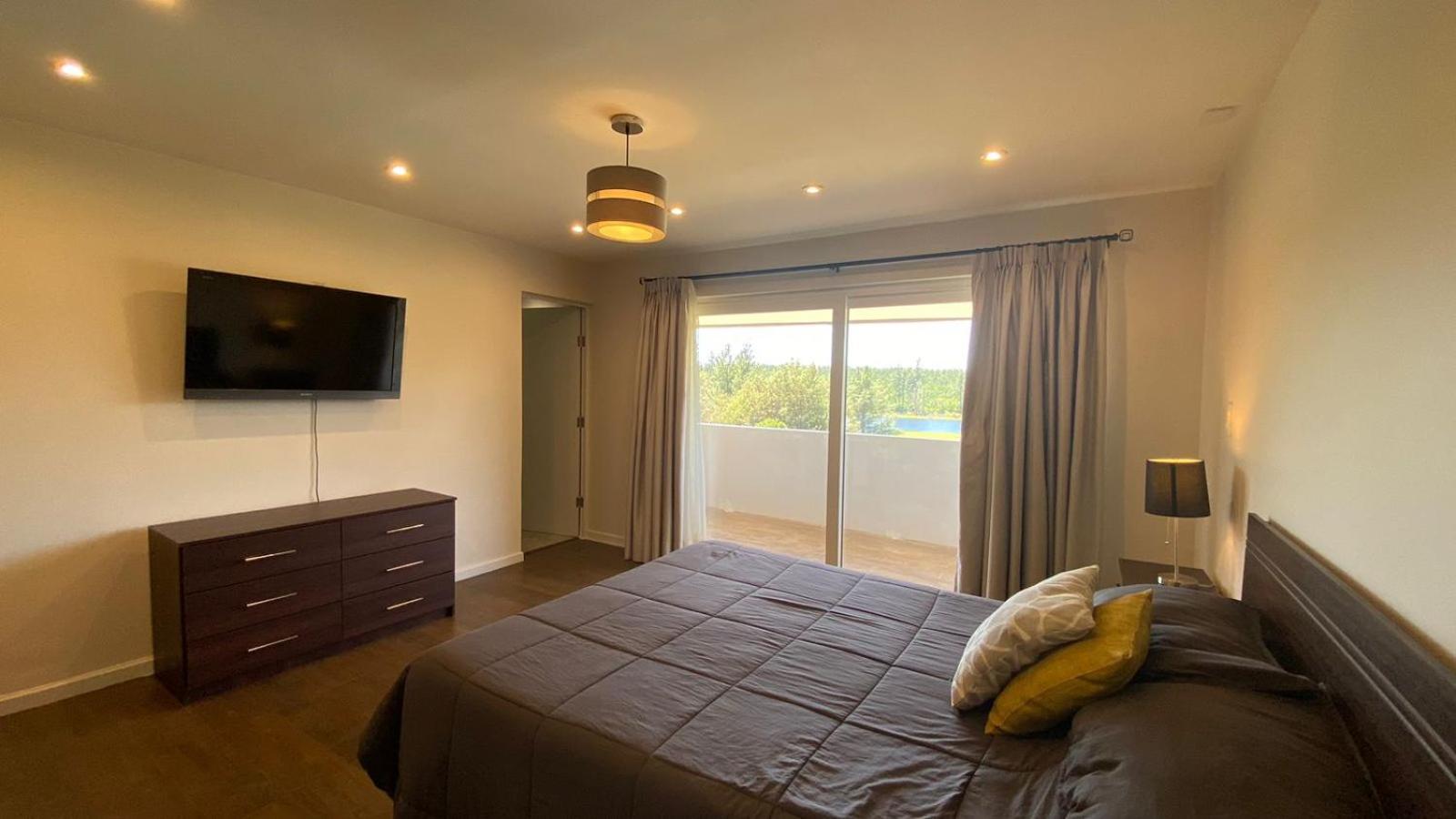 Triple Room with Lake View photo 1