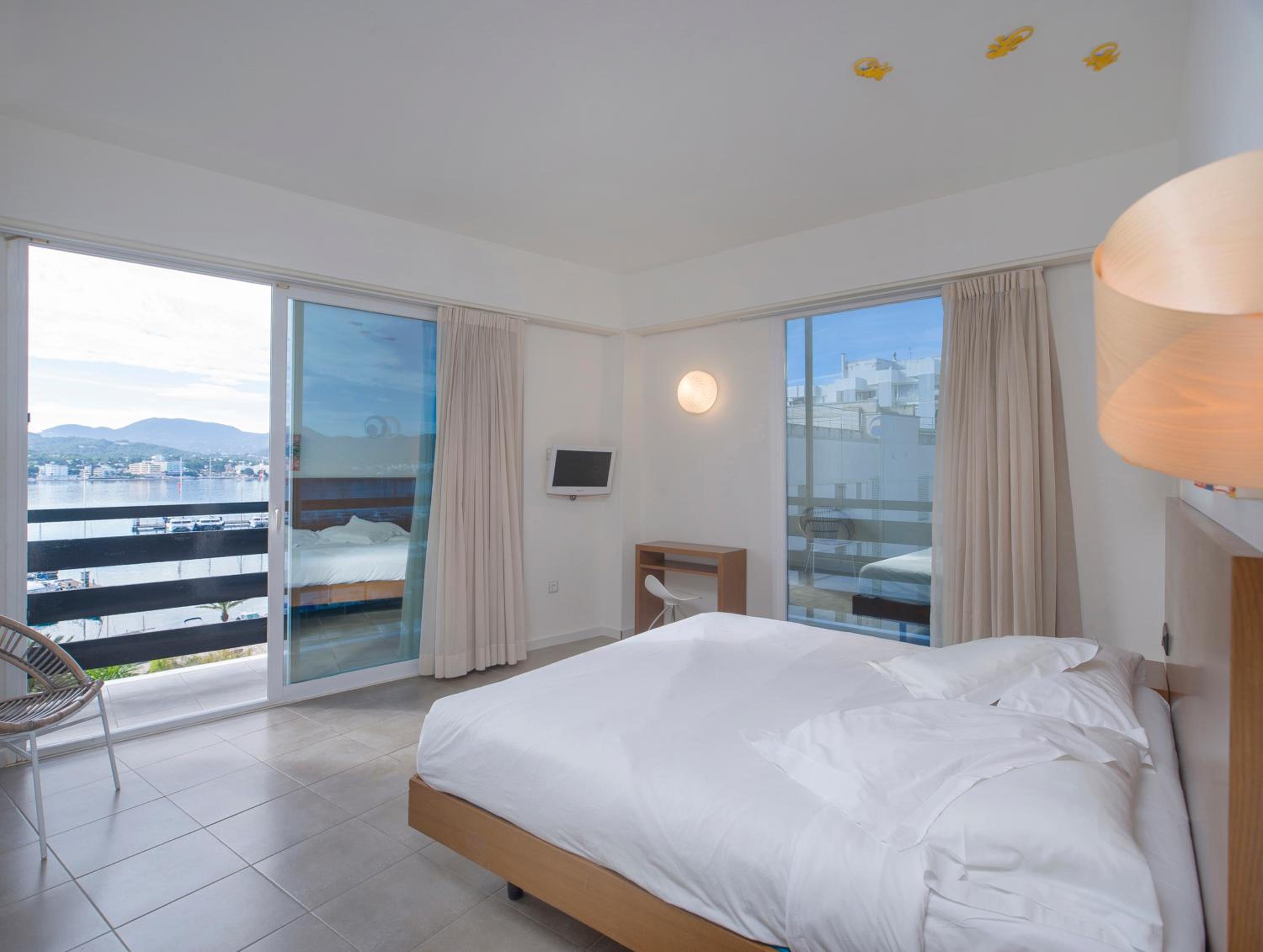 Habitación Doble o con Dos Camas con Vista al Mar