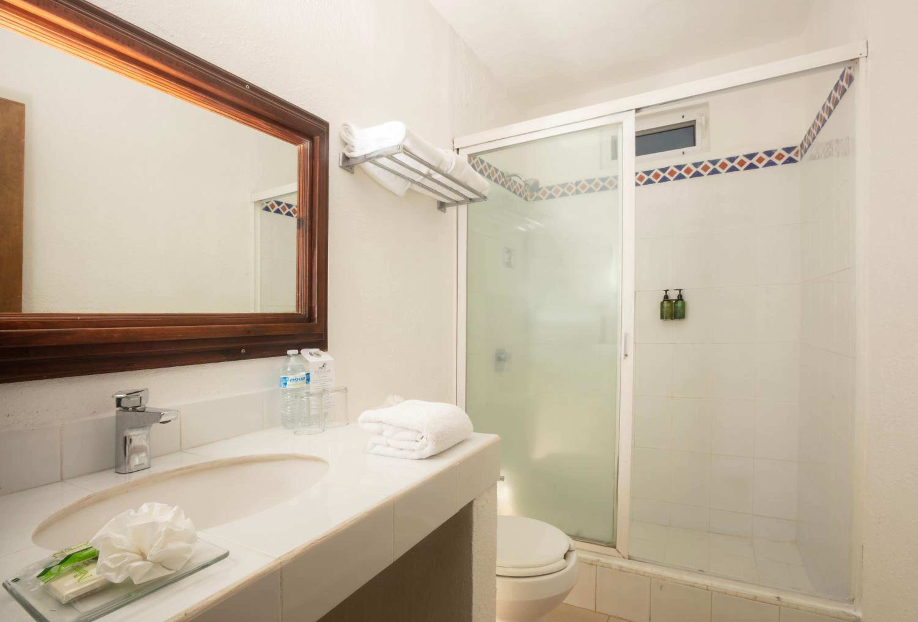 Two-Bedroom Suite - Photo 5