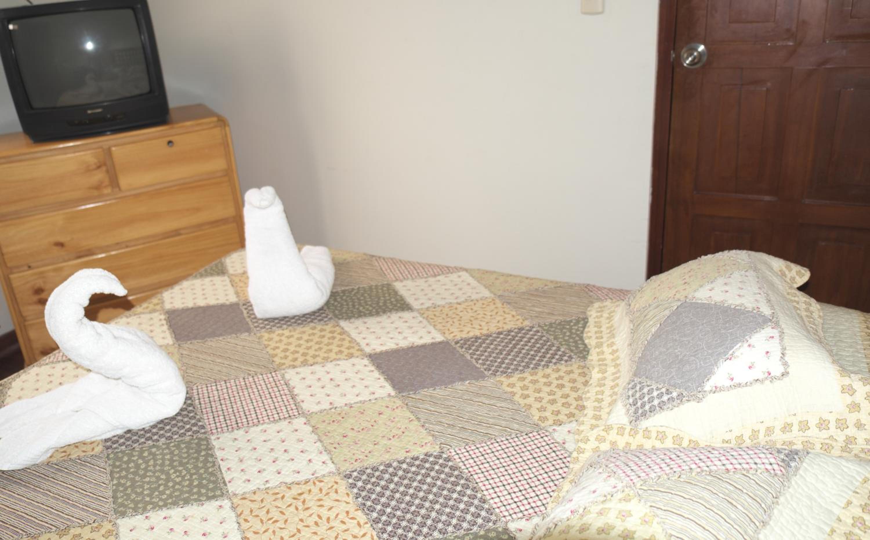 Standard Single Room with Shower photo 3