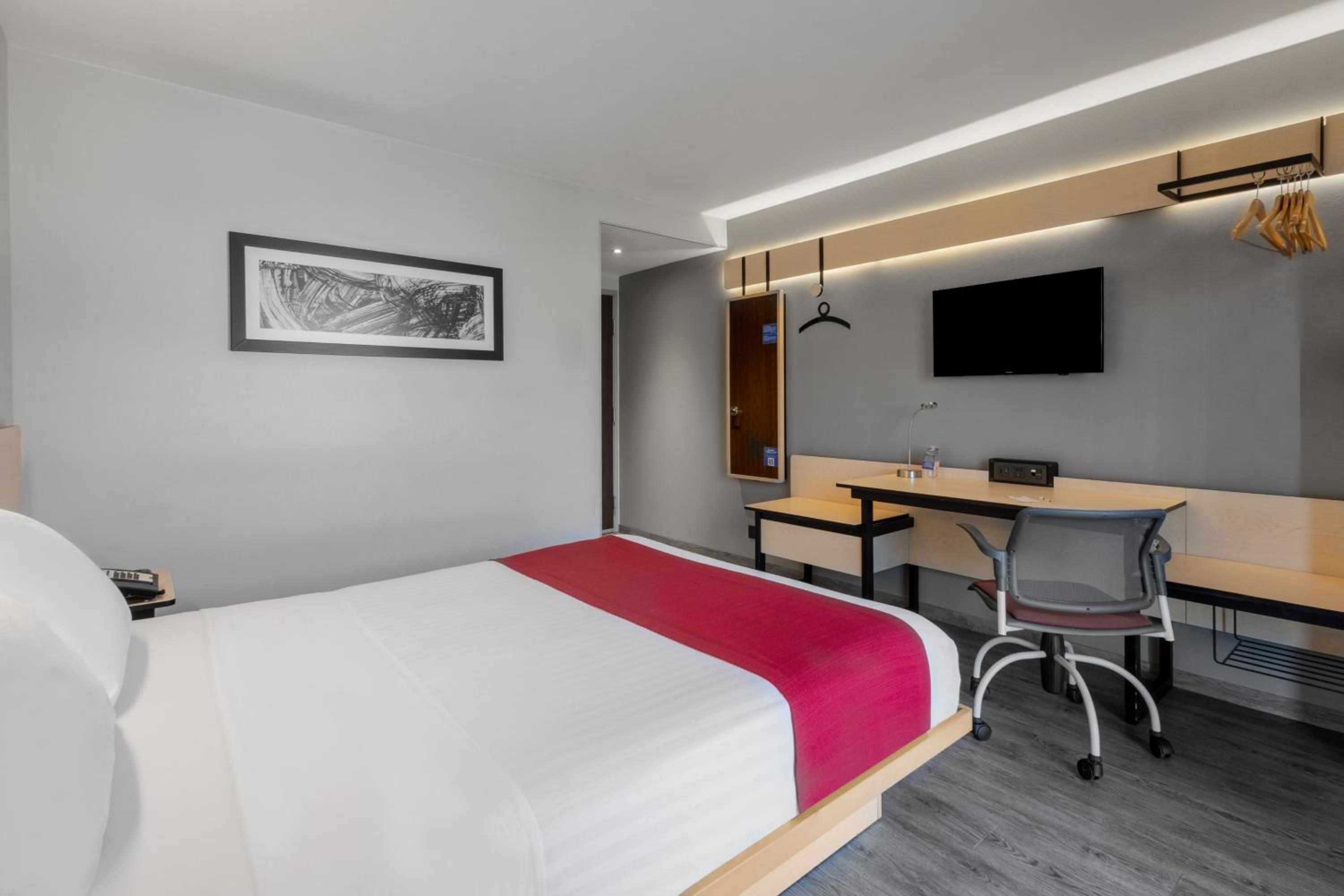 Queen Room