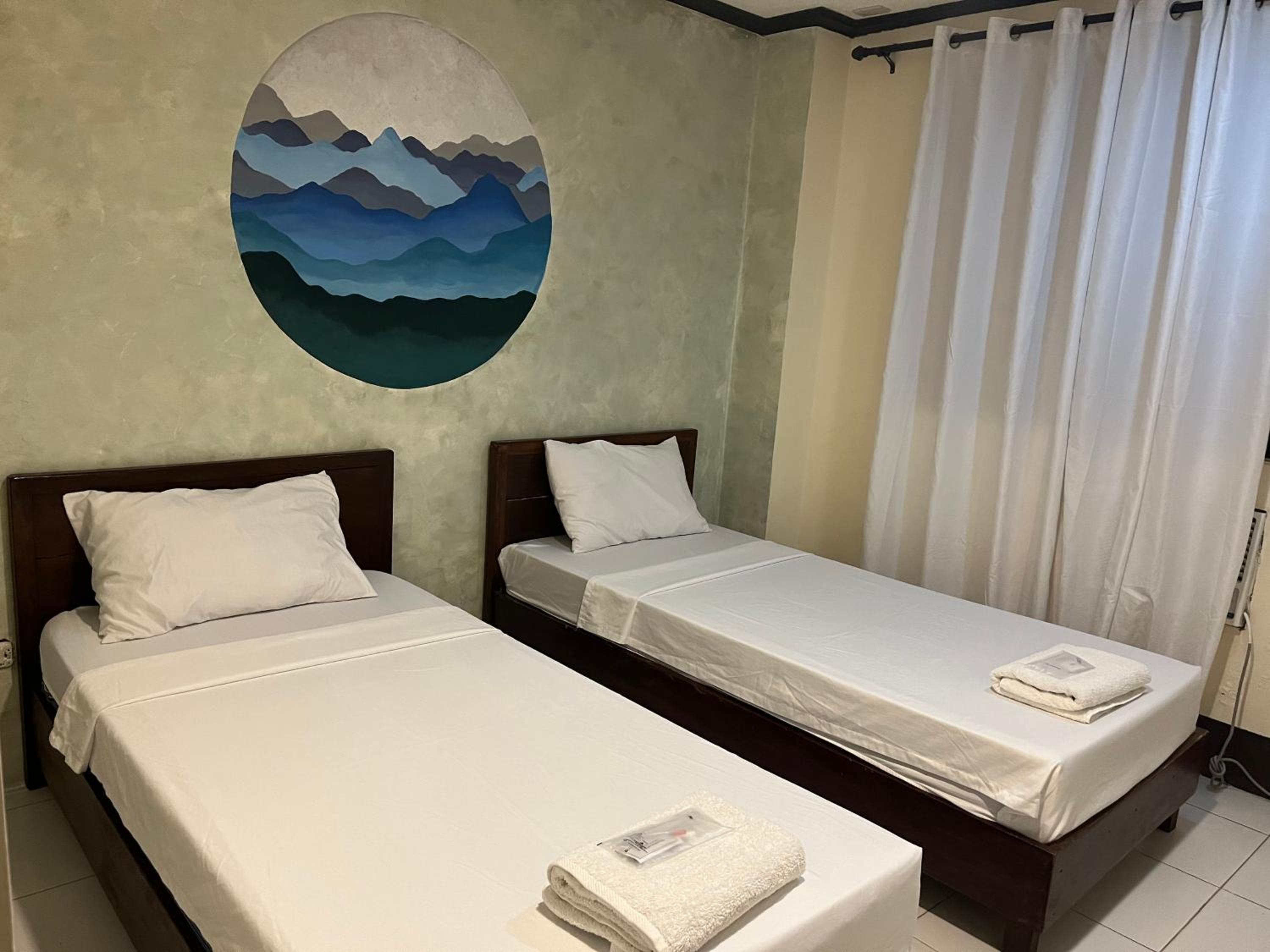 Double Room - Photo 12