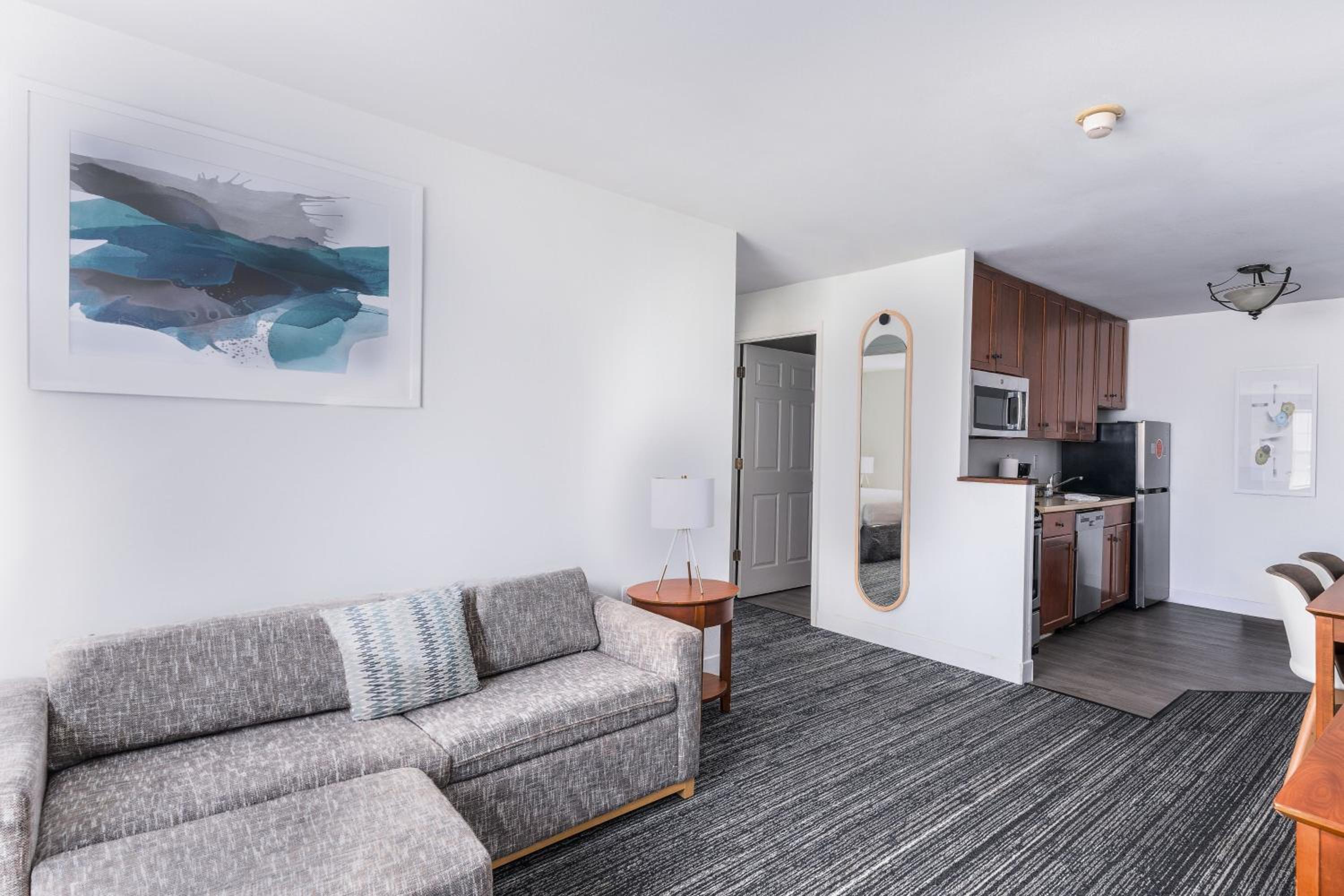 2 Bedroom Suite, 2 Queen, Sofa bed photo 2